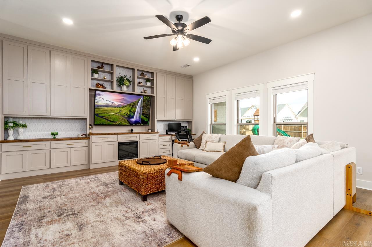 East Meadow - Residential