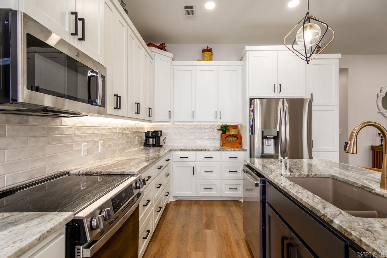 East Meadow - Residential