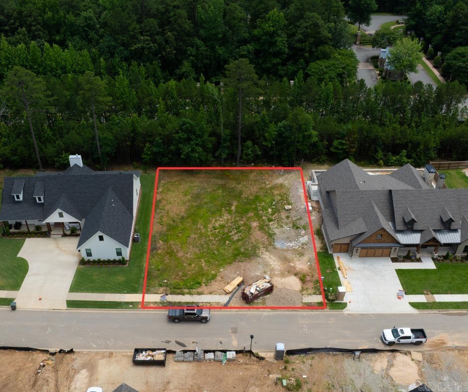 BEAR DEN ESTATES - Residential