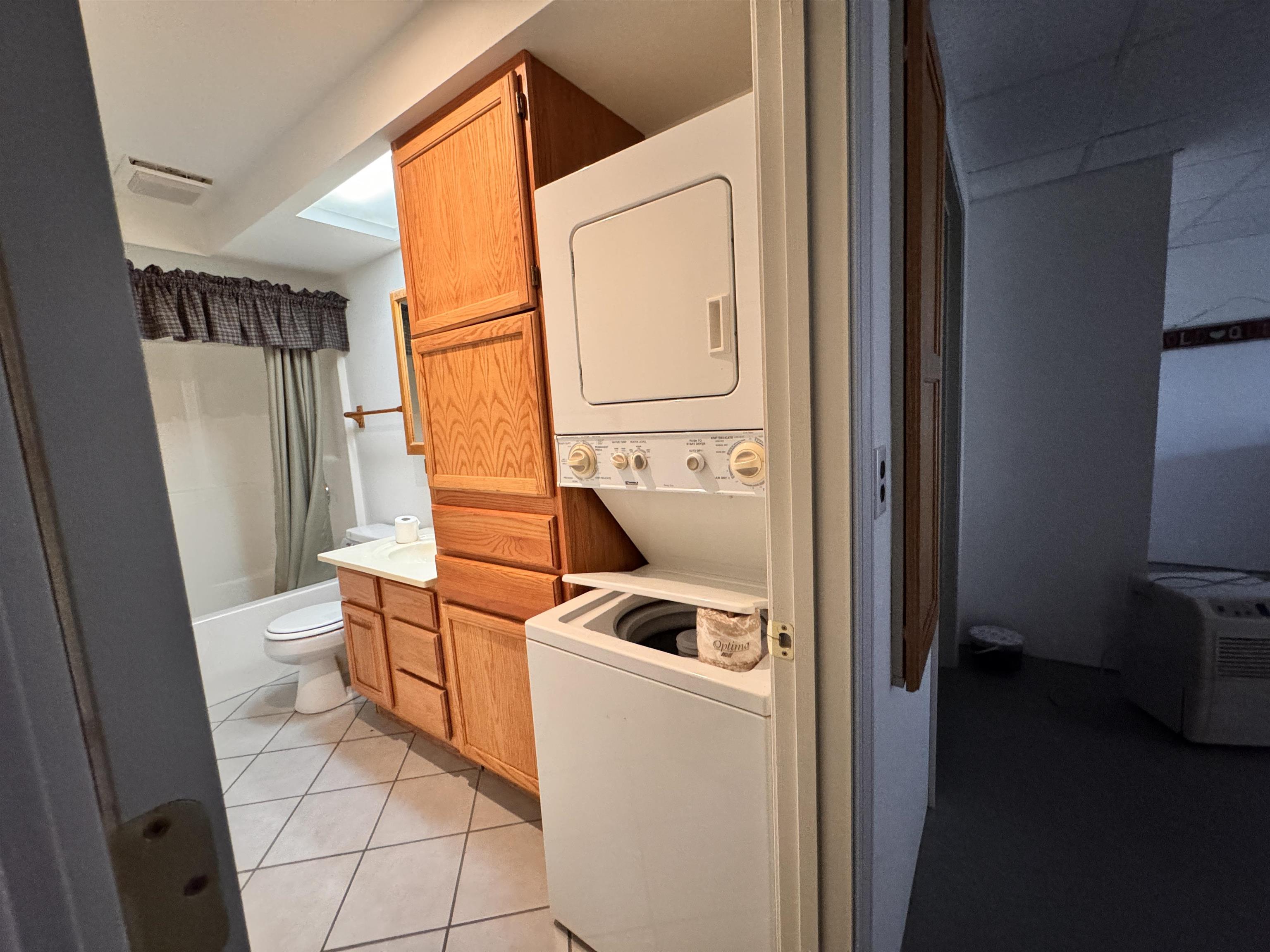 WINNIPESUKEE - Residential