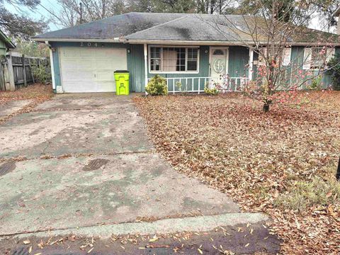 Photo of 204 TRUMAN Street, Stuttgart, AR 72160 (MLS # 25049729)