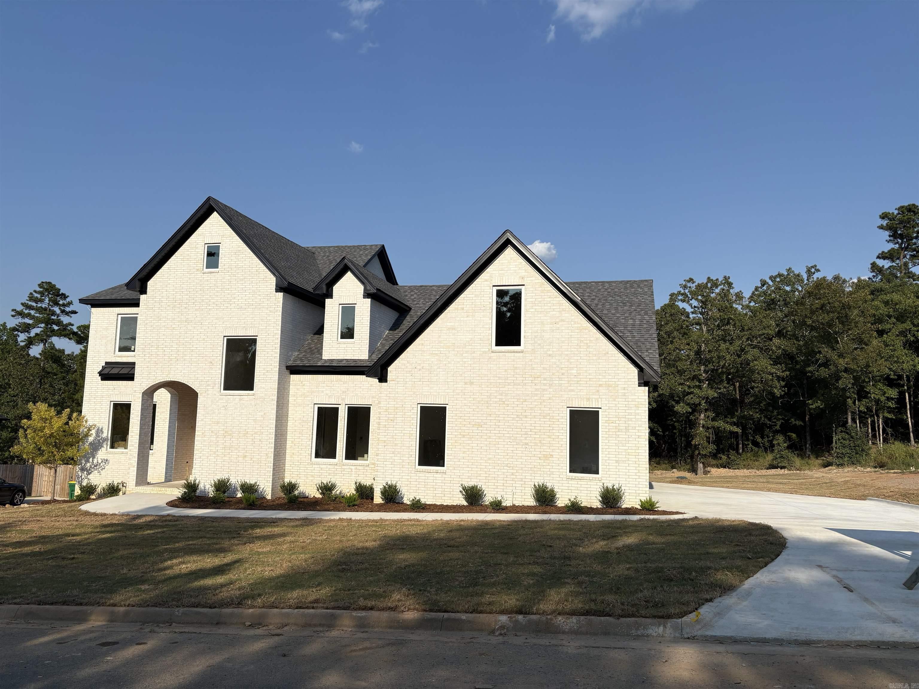 WATERVIEW ESTATES - Residential
