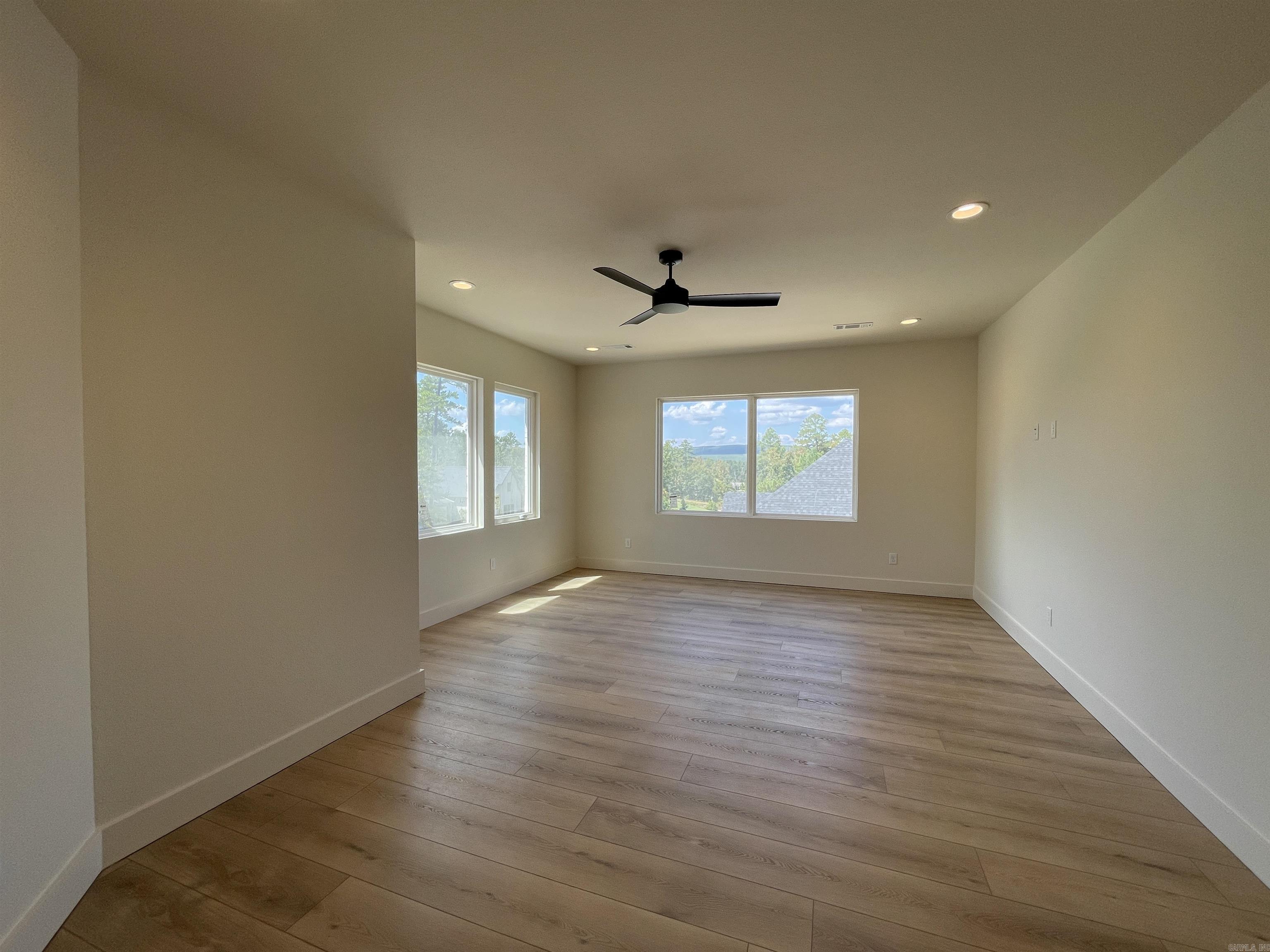 WATERVIEW ESTATES - Residential