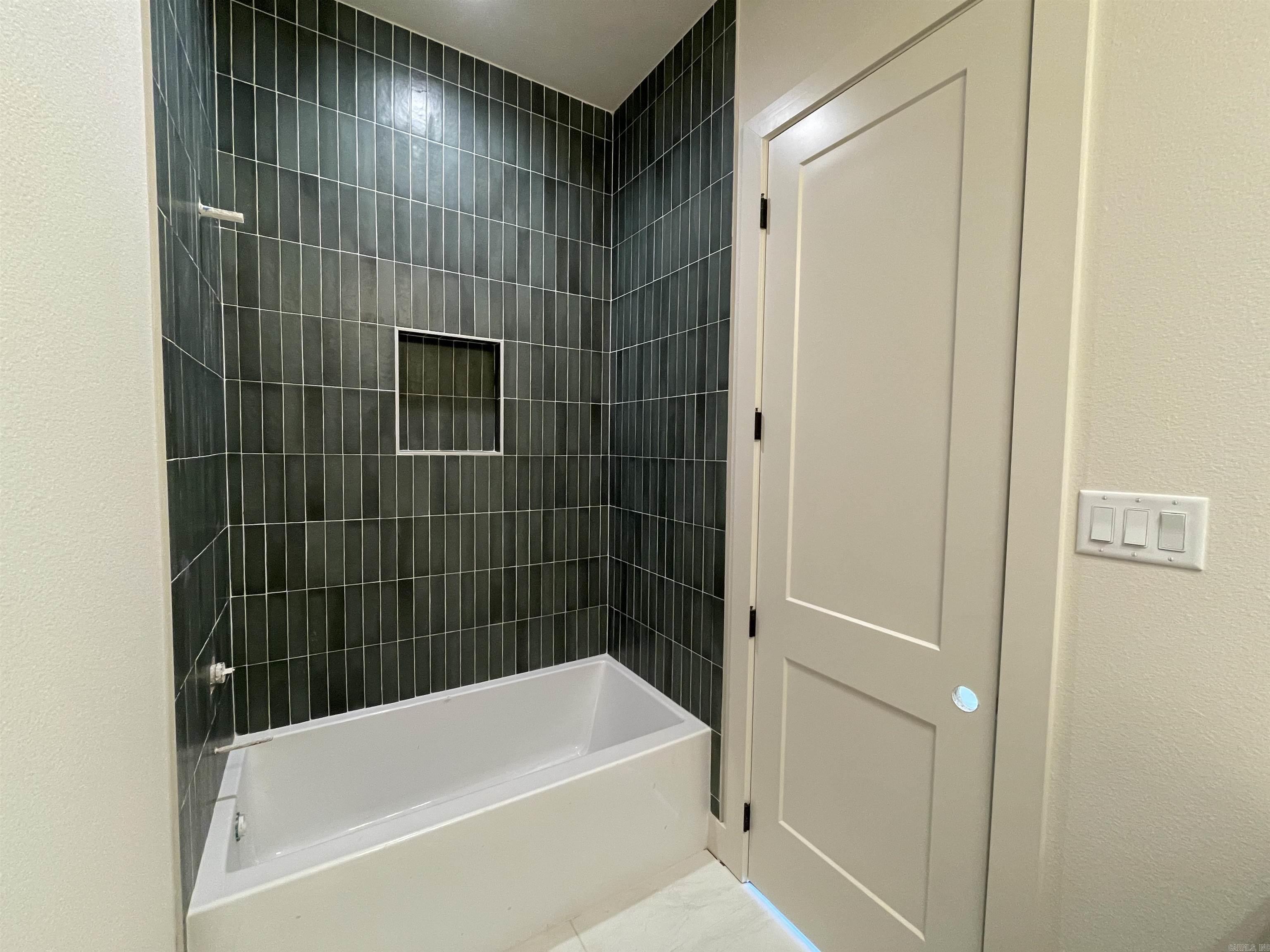 WATERVIEW ESTATES - Residential