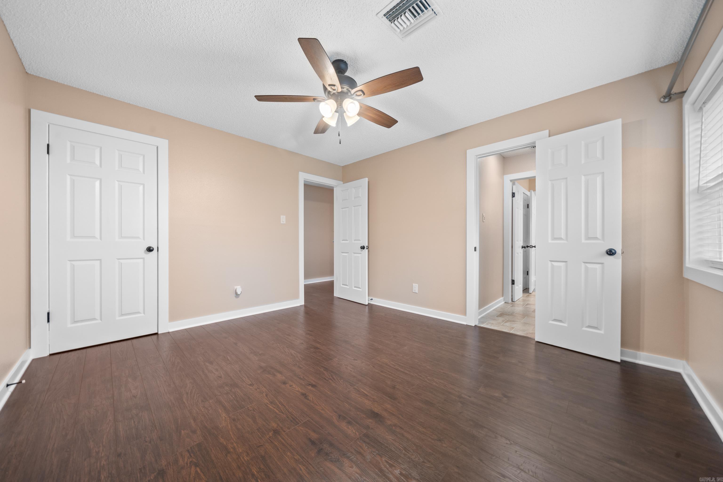 EMERALD ISLE HPR - Residential