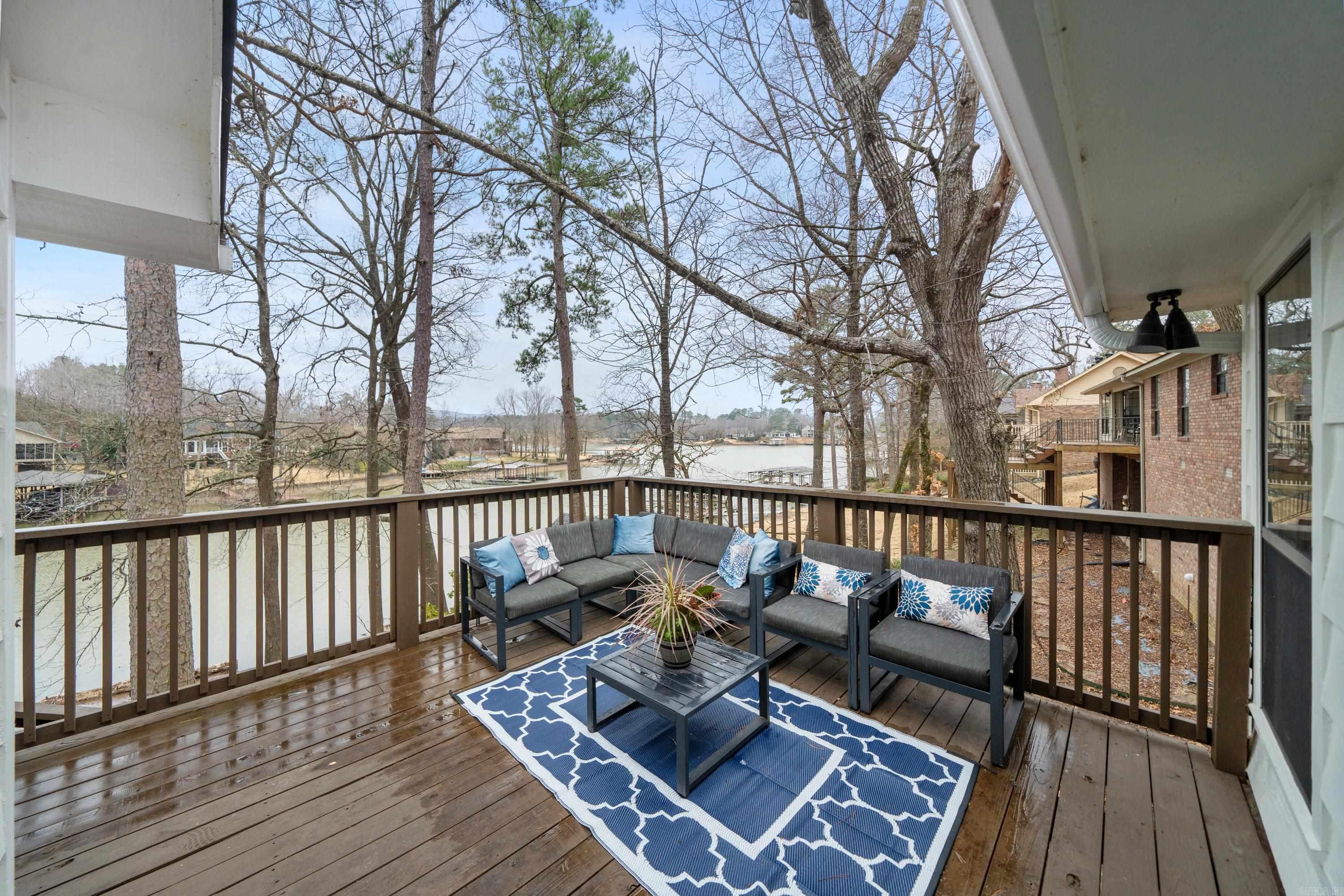 Driftwood Point - Residential