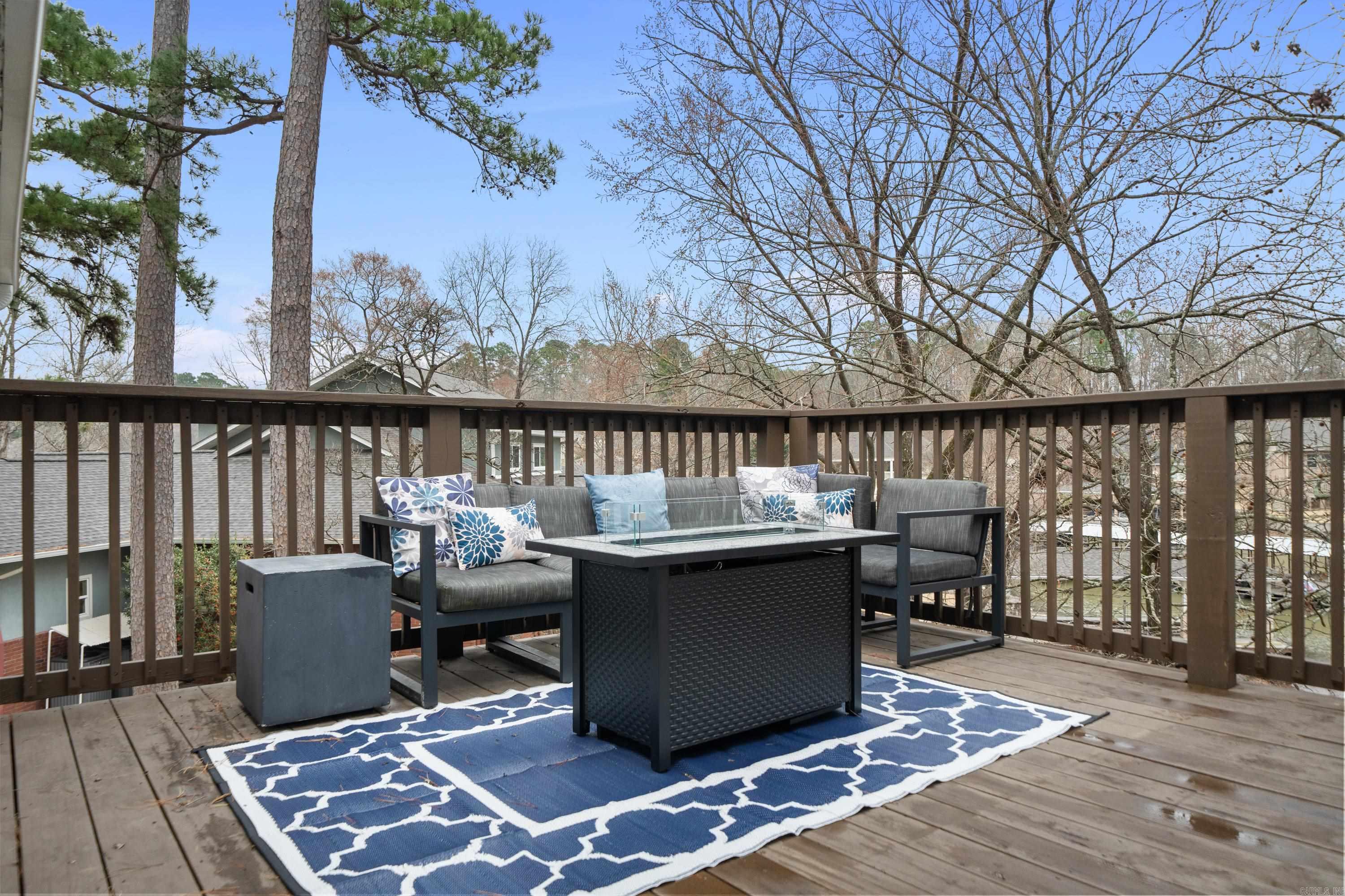 Driftwood Point - Residential