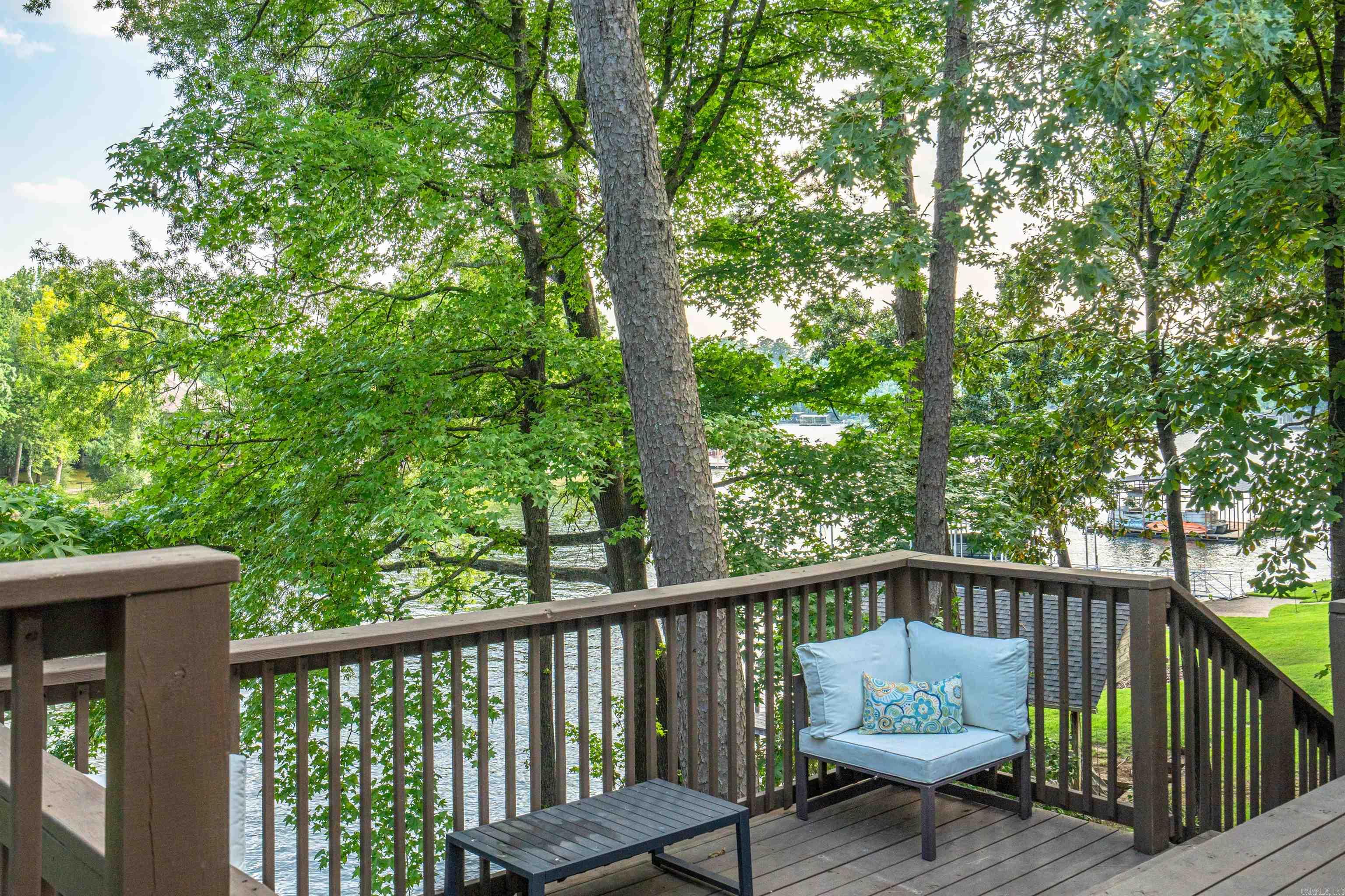 Driftwood Point - Residential