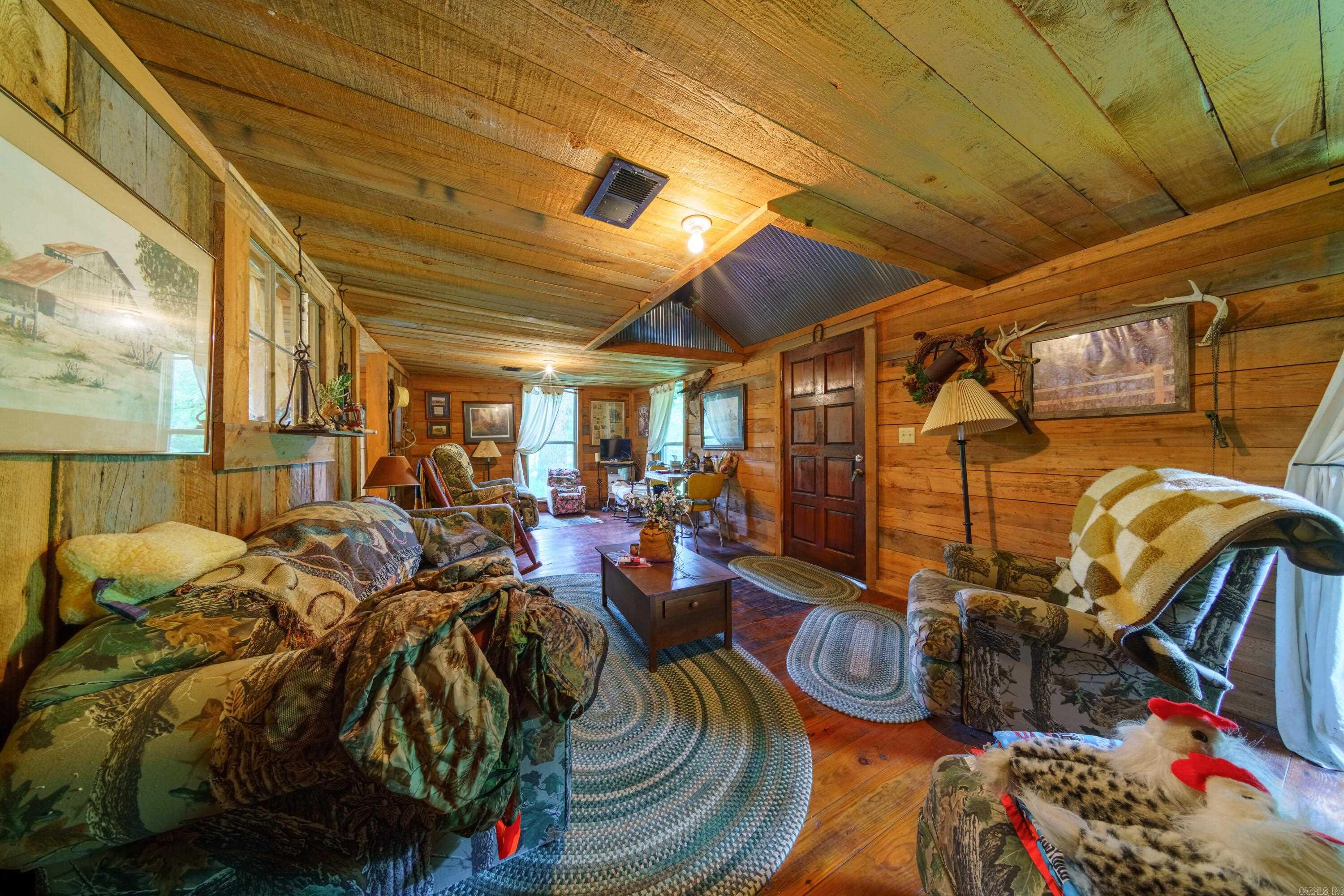 Metes & Bounds - Residential