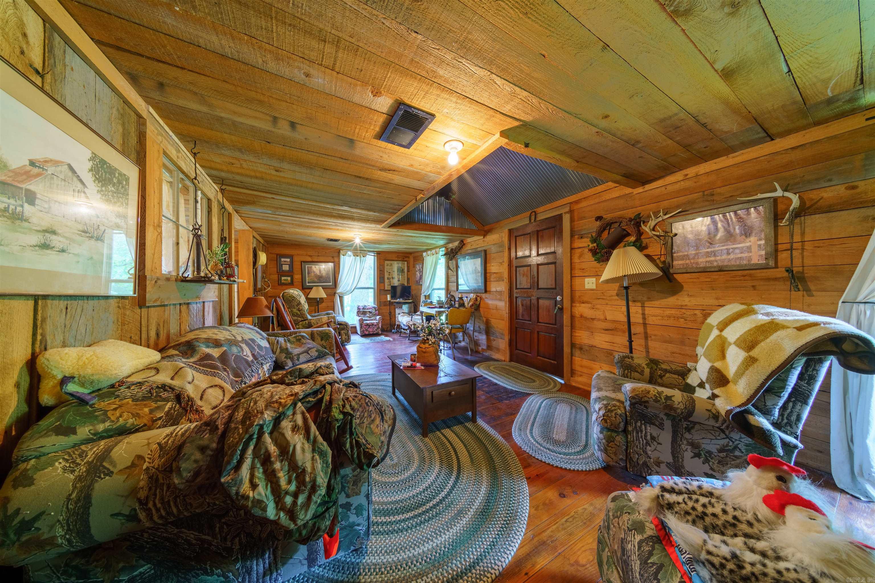 Metes & Bounds - Residential