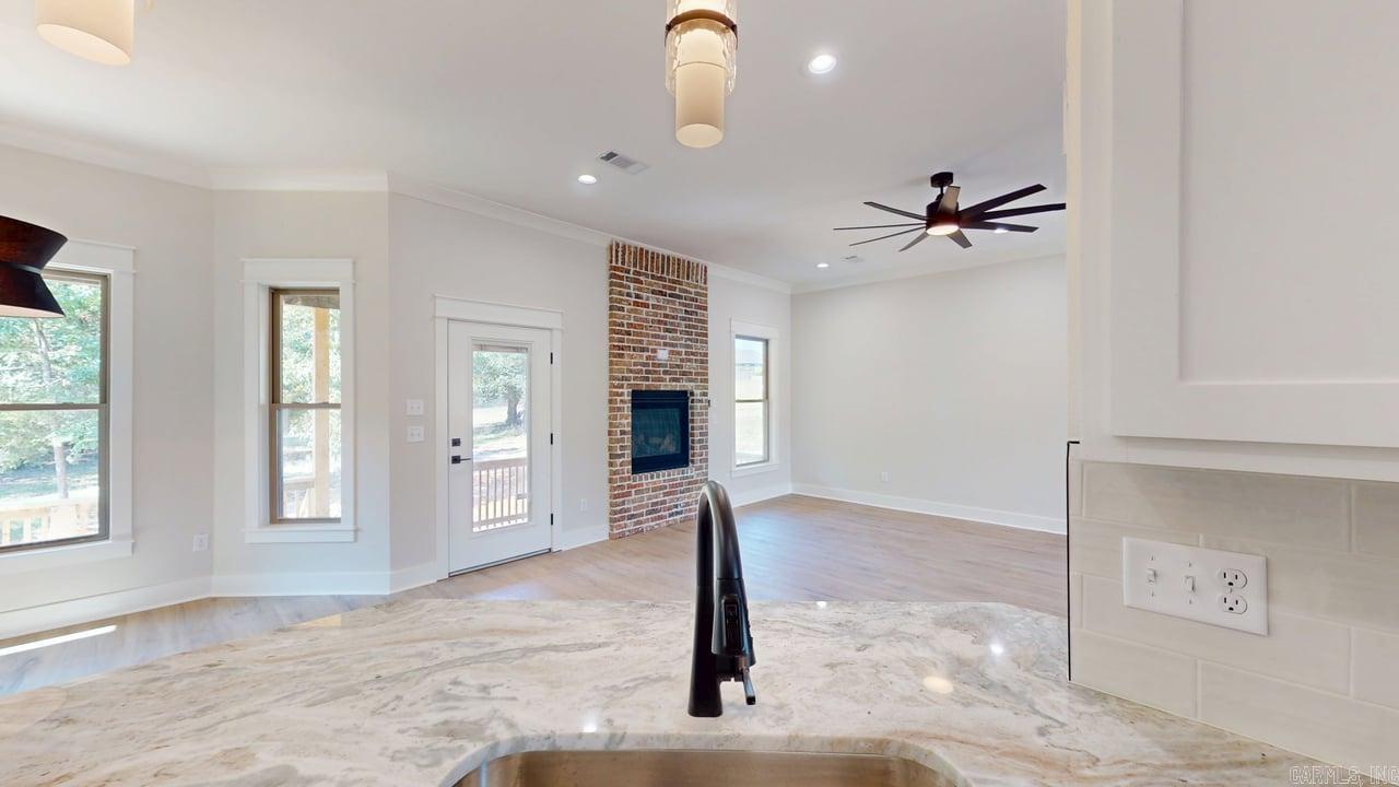 PERSIMMON RIDGE ESTATES - Residential