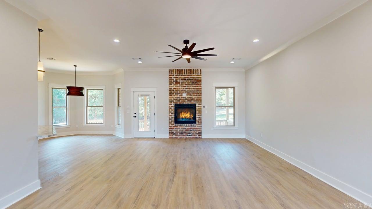 PERSIMMON RIDGE ESTATES - Residential