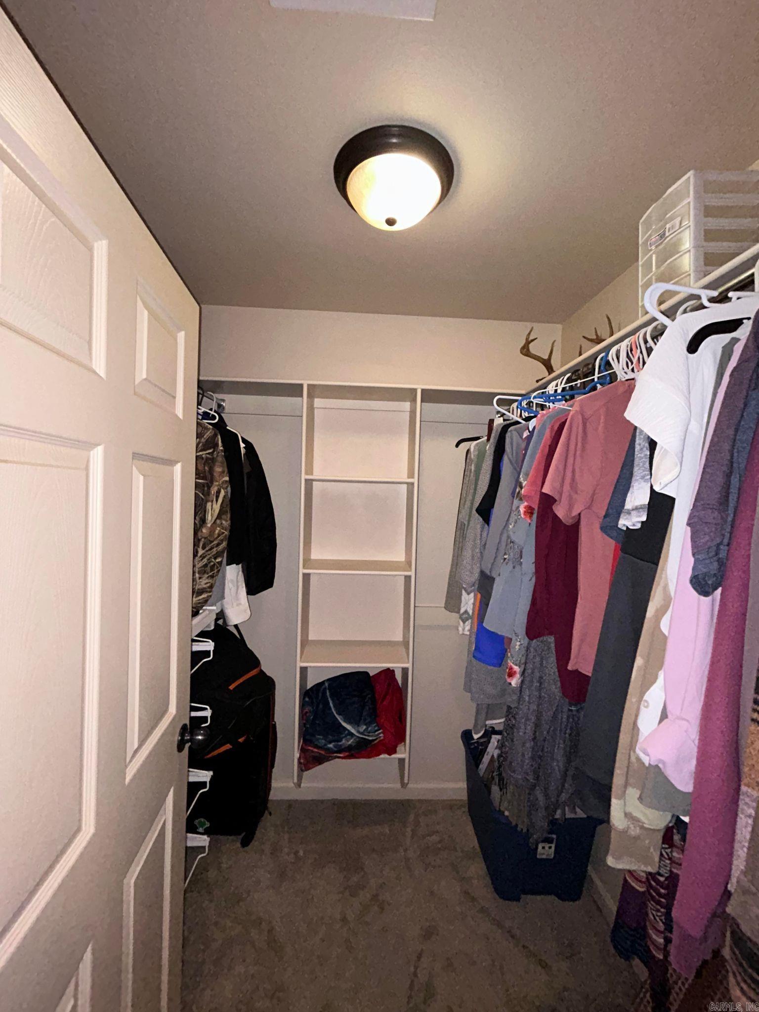 COUNTRY MEADOWS S/D - Residential