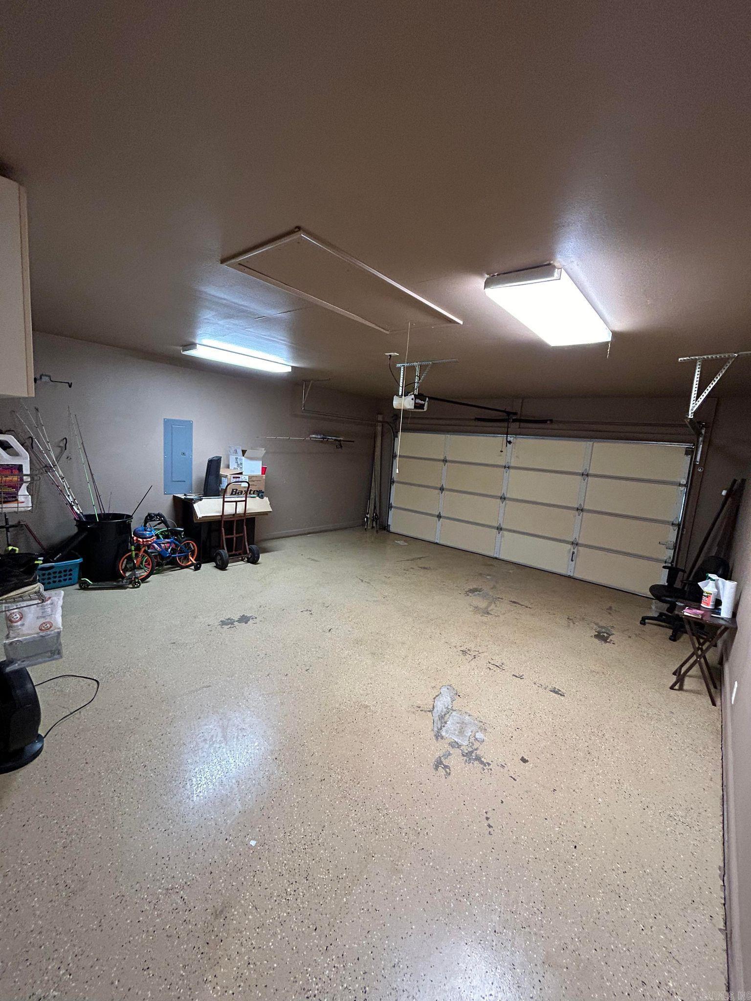 COUNTRY MEADOWS S/D - Residential