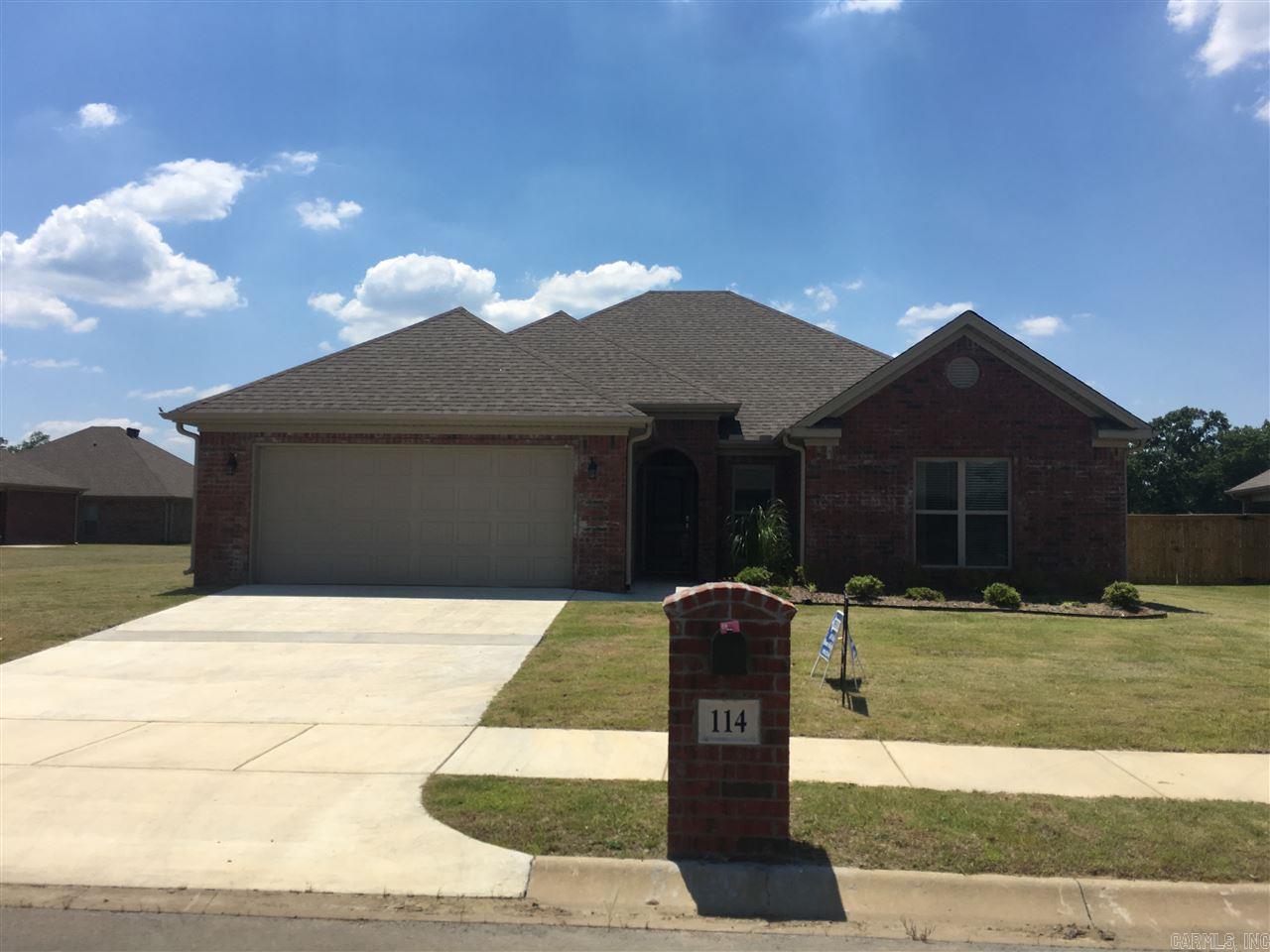 COUNTRY CLUB OF ARK THE - Residential Lease