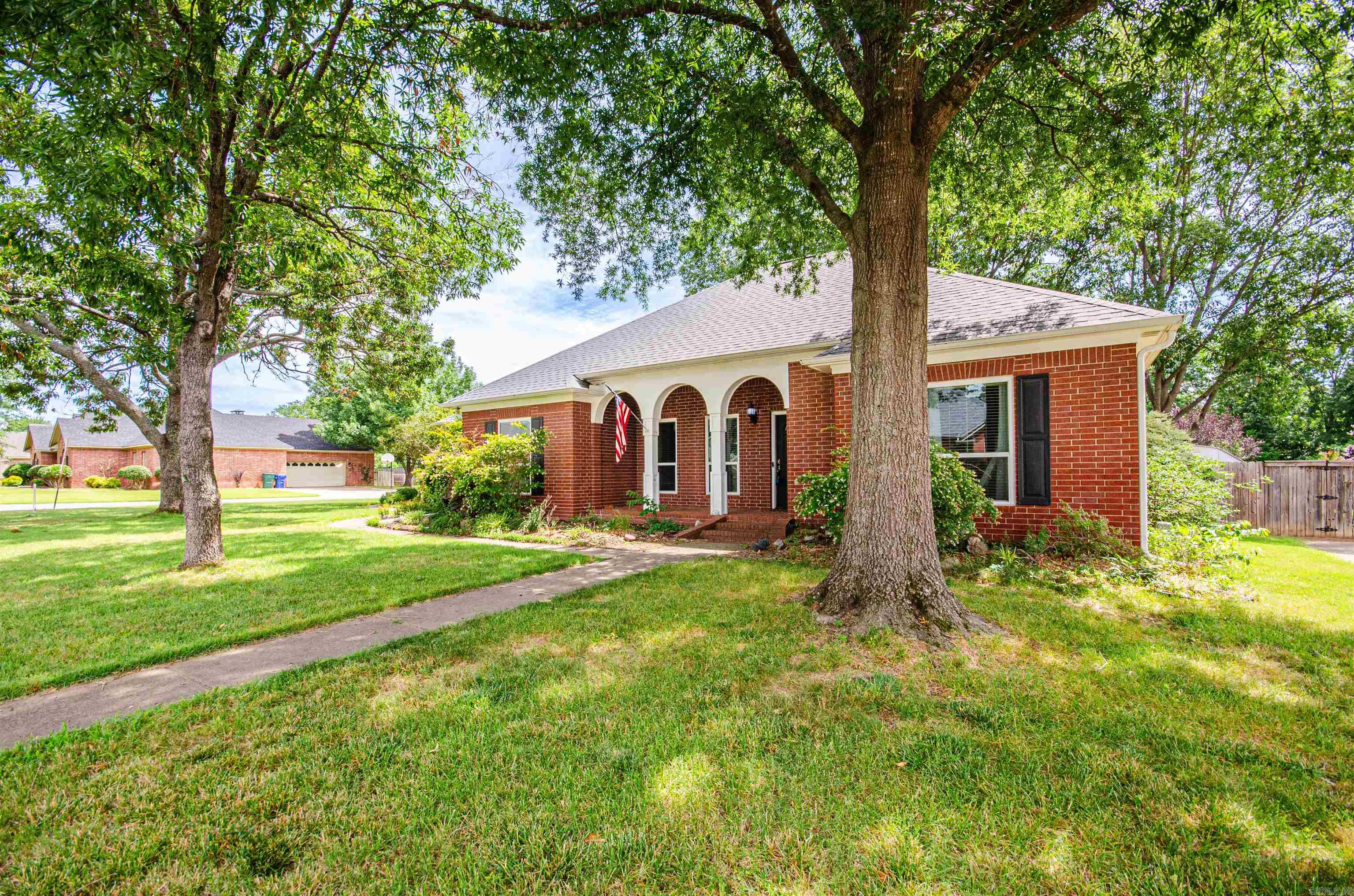 KROOKED KREEK - Residential