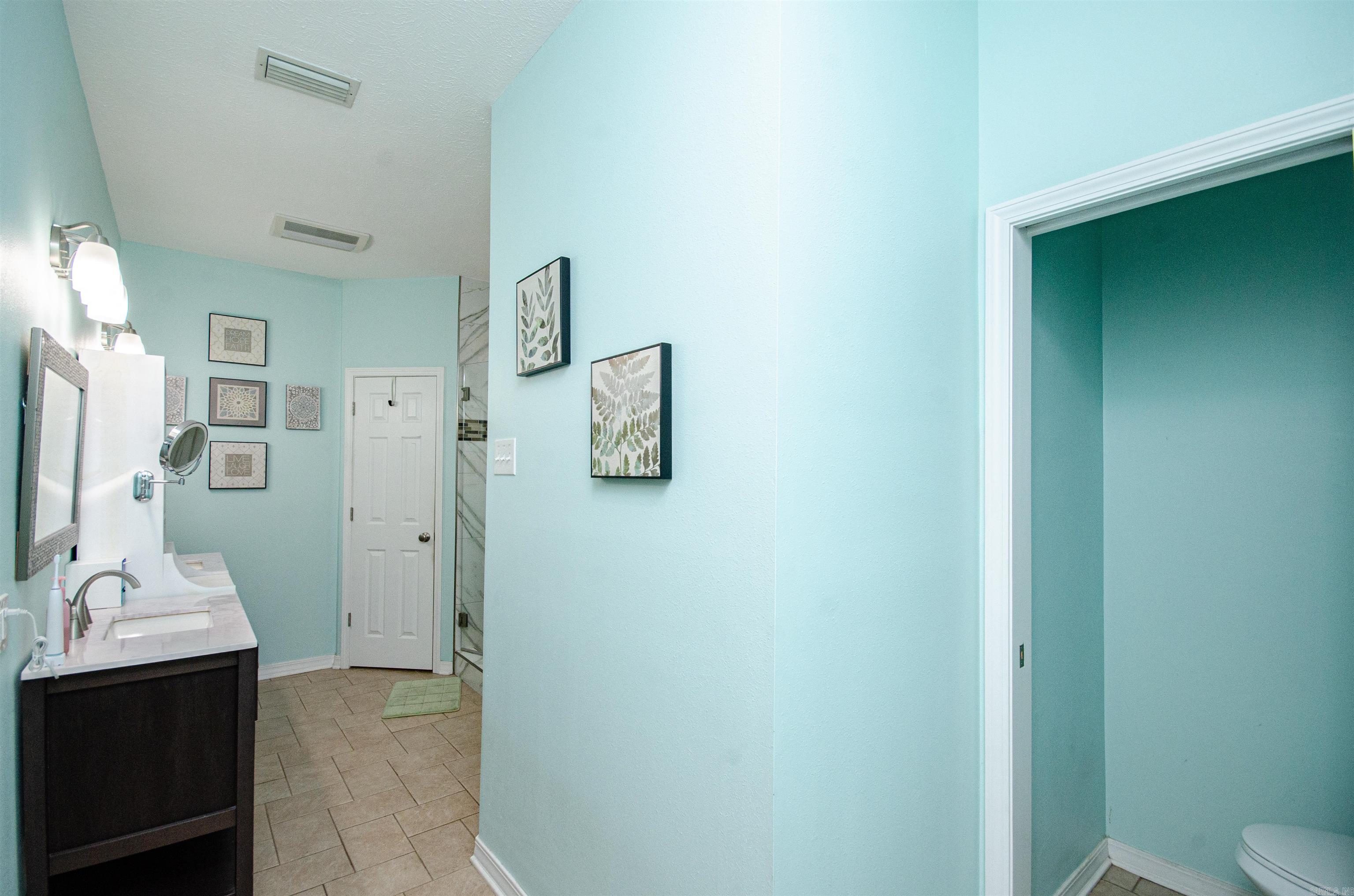 KROOKED KREEK - Residential