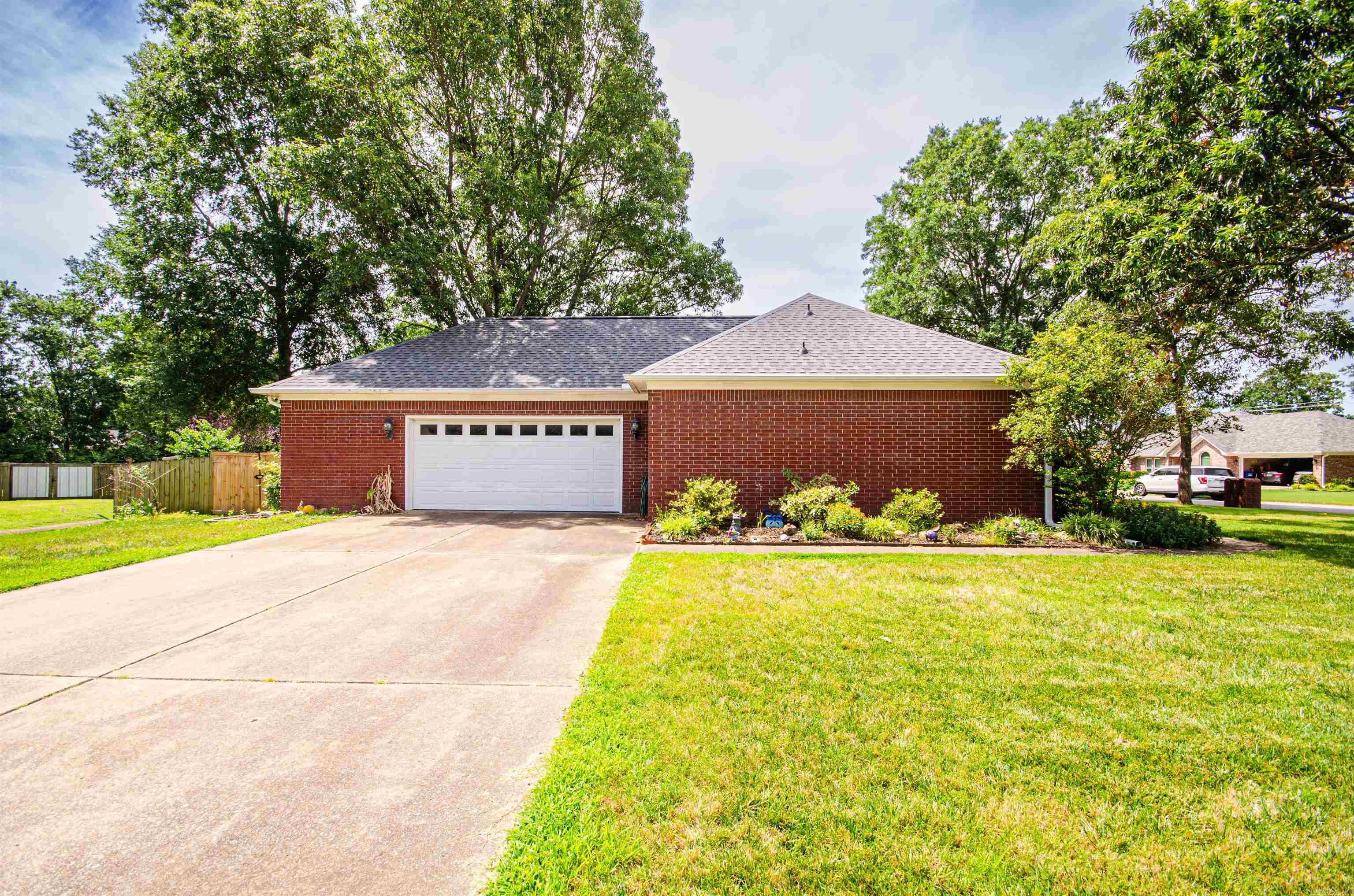 KROOKED KREEK - Residential