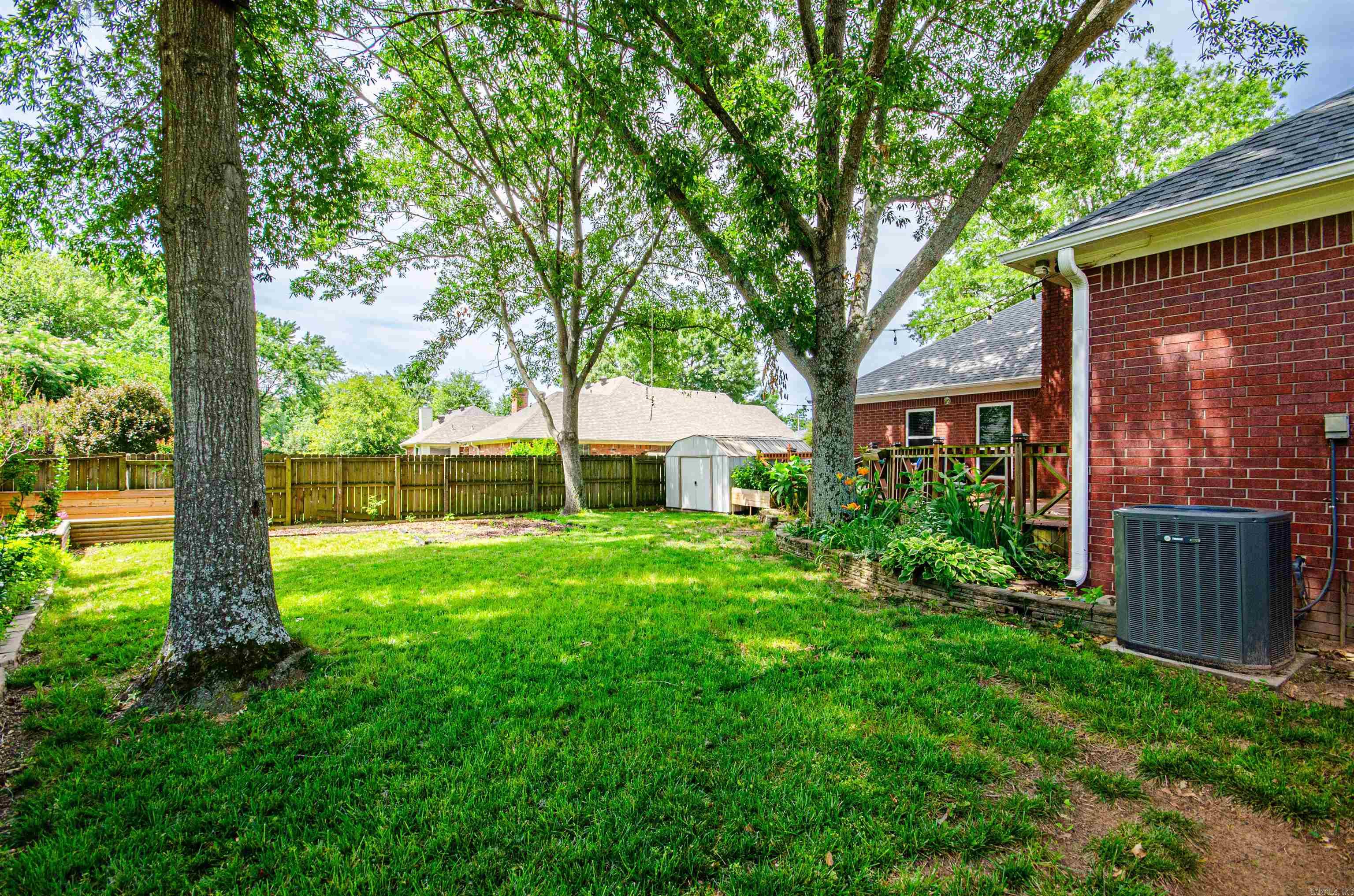 KROOKED KREEK - Residential