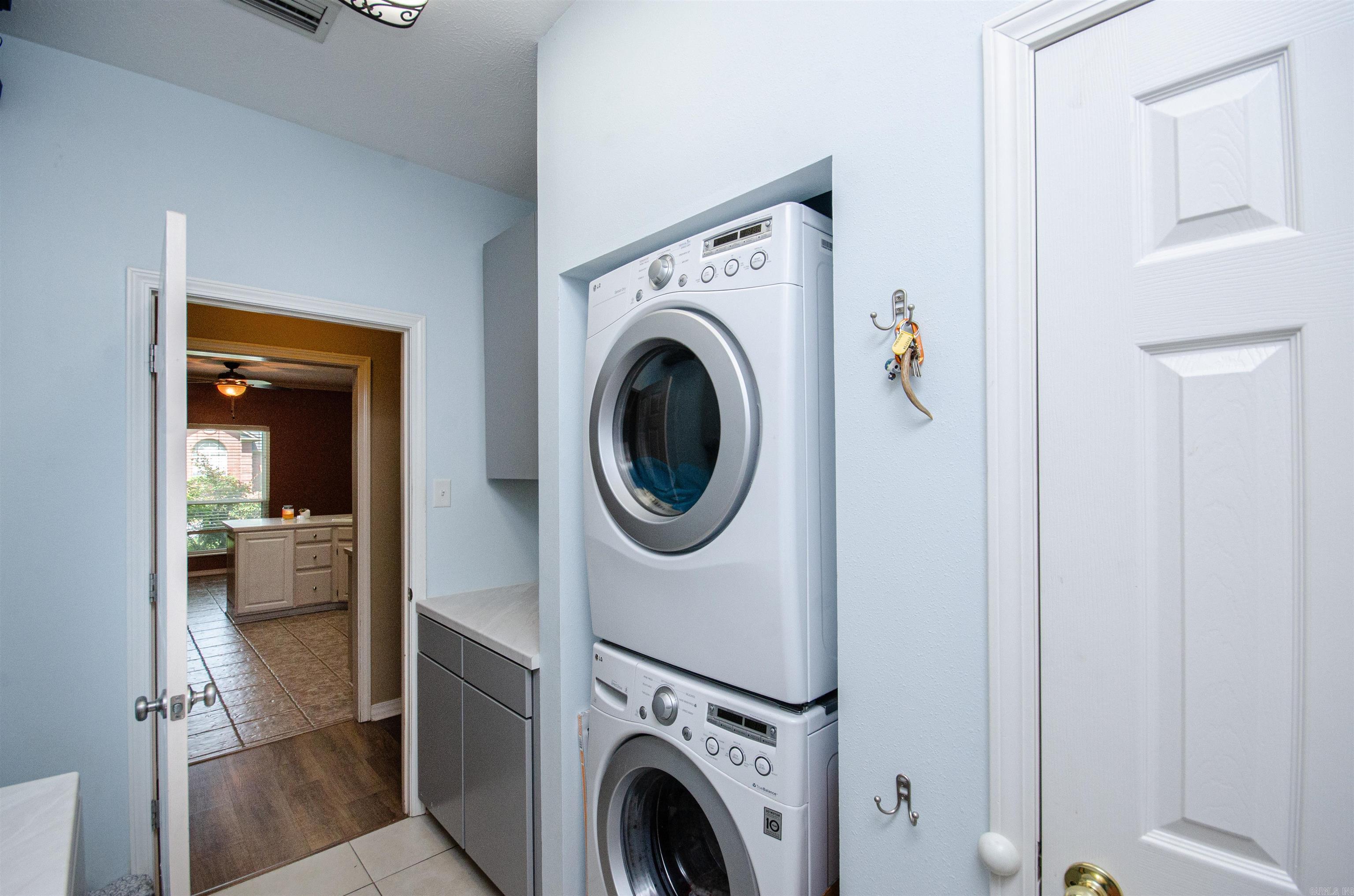 KROOKED KREEK - Residential