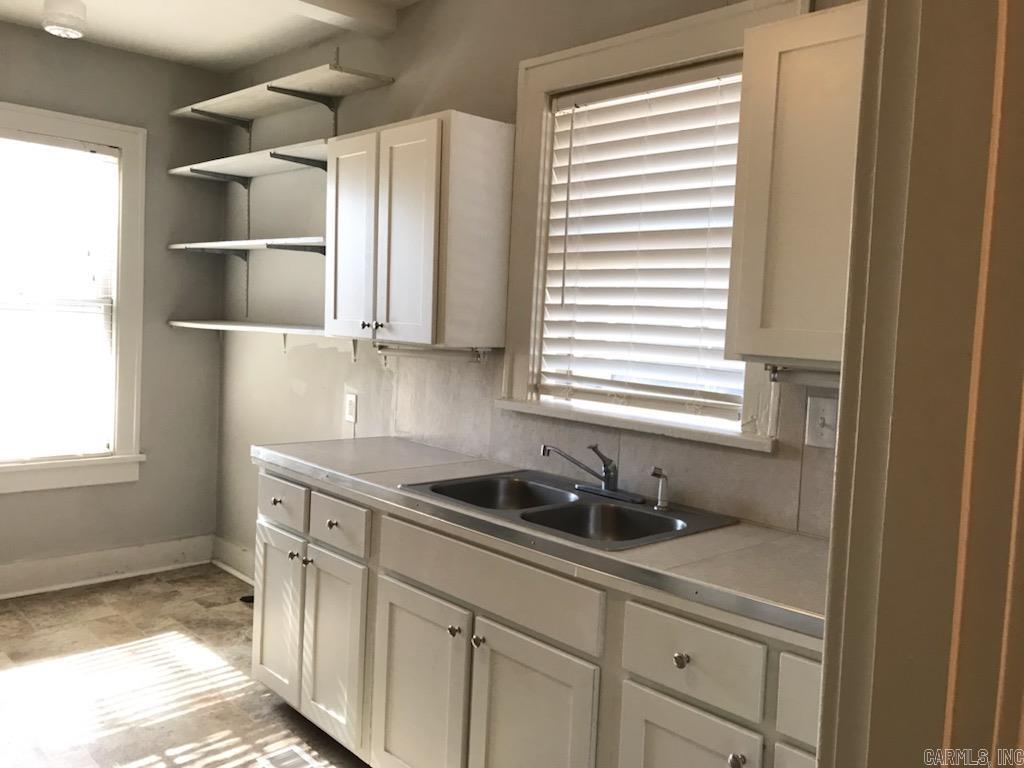 Hill Crest - Residential Lease