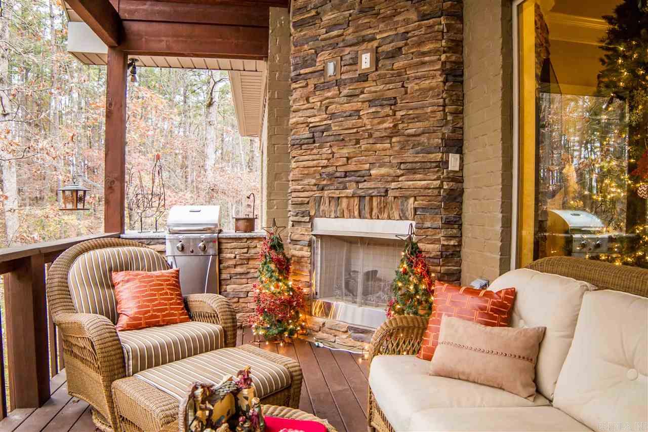 WOODLANDS EDGE - Residential