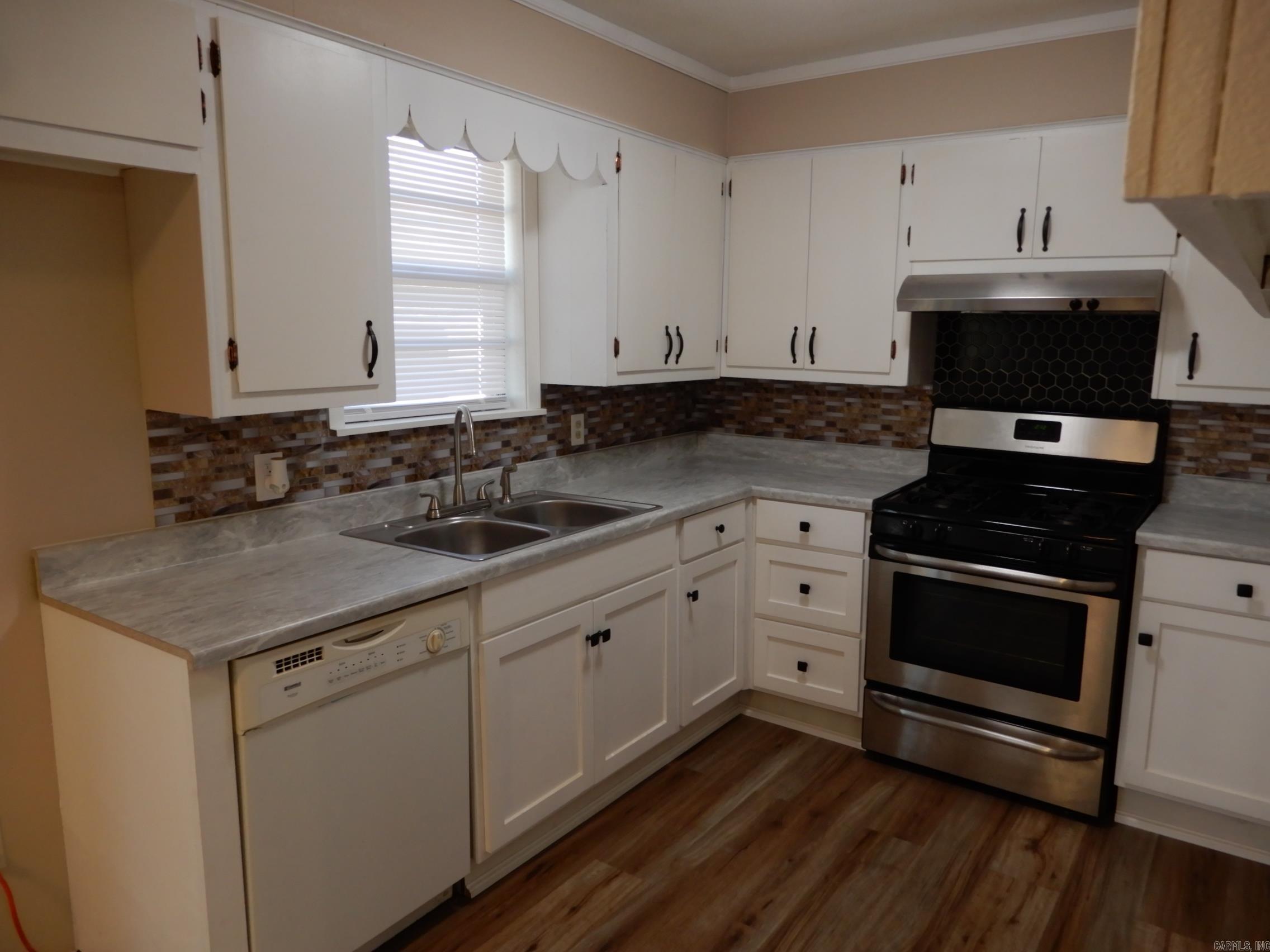 ELMWOOD ADD - Residential