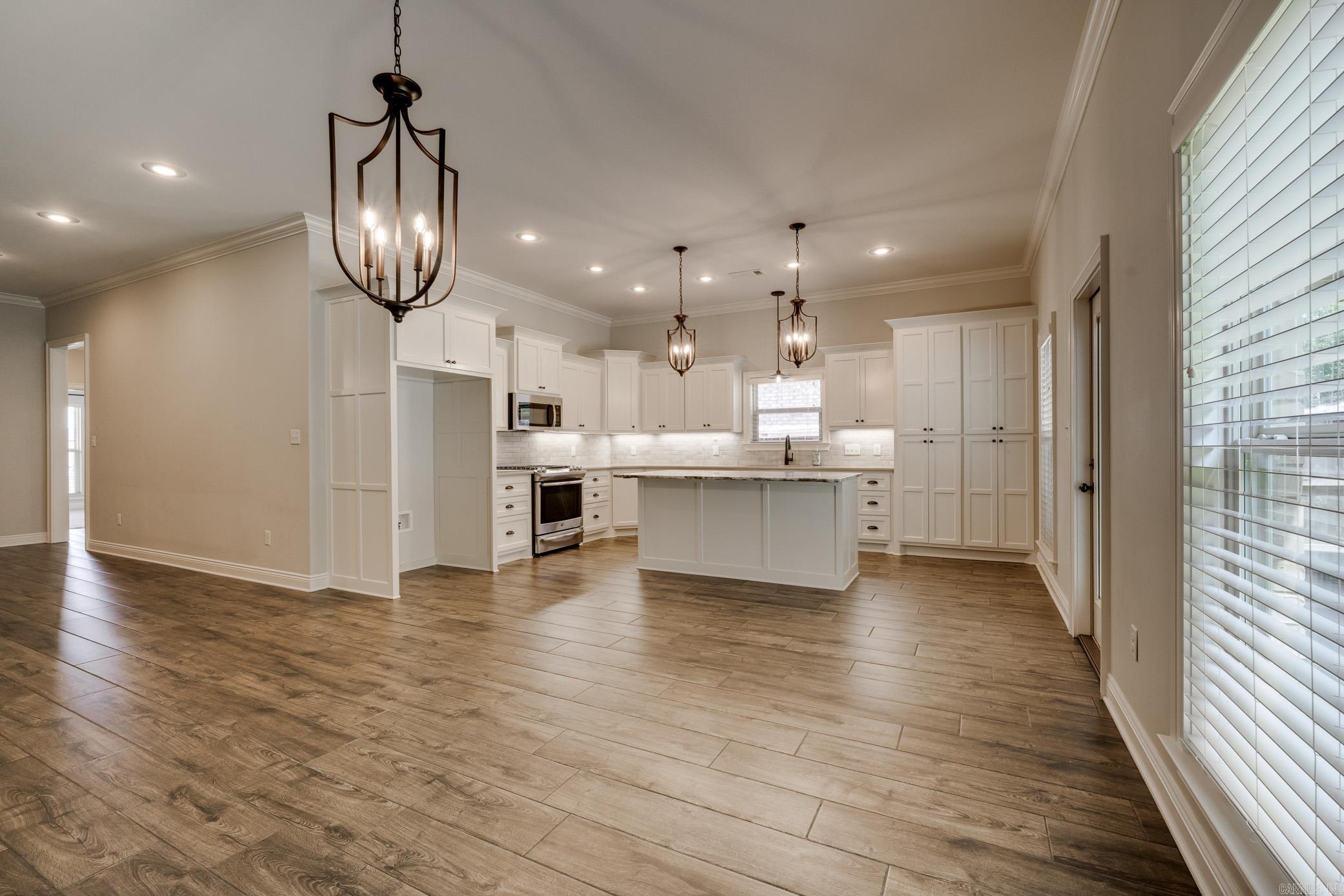 ROBYNMAR - Residential