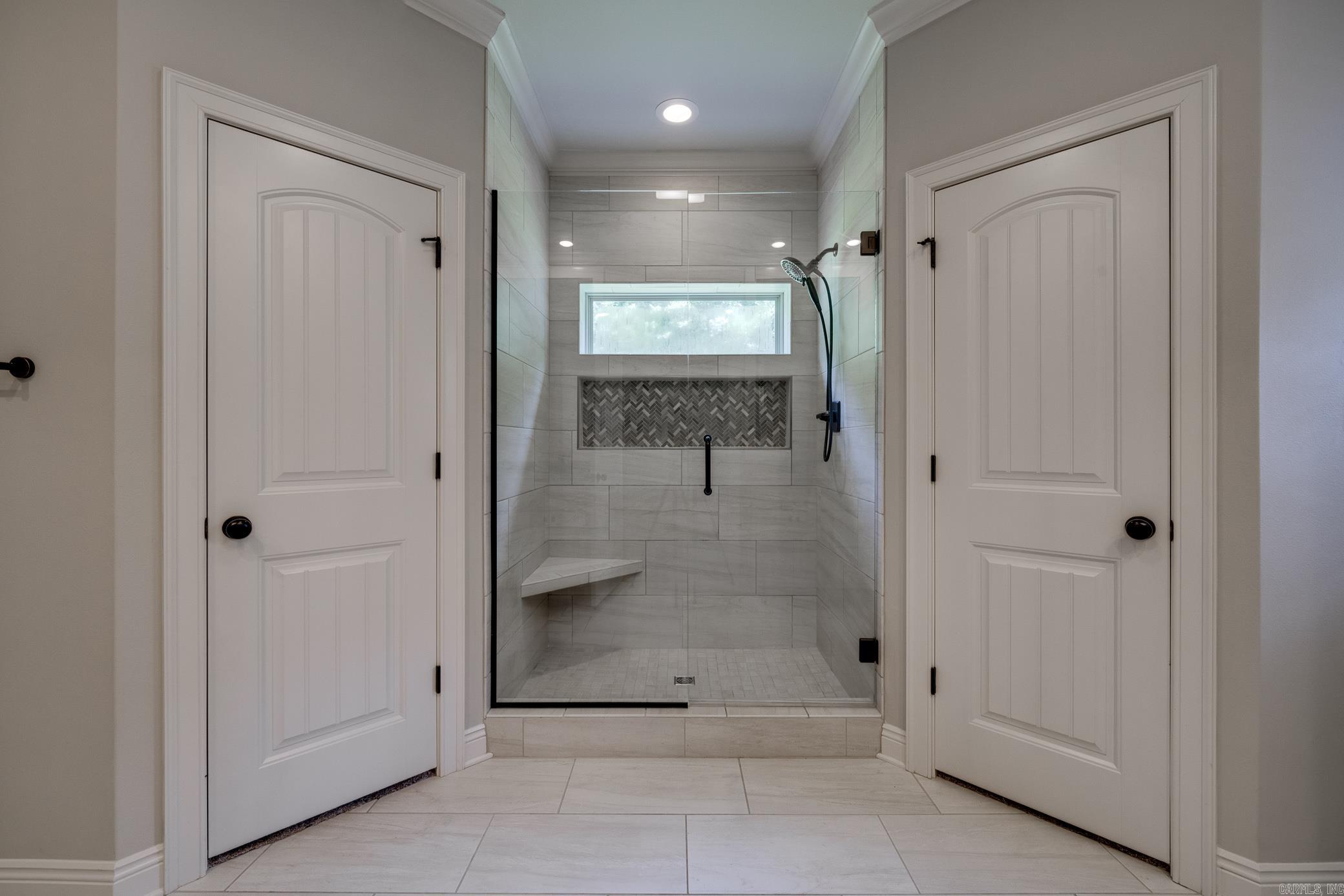 ROBYNMAR - Residential