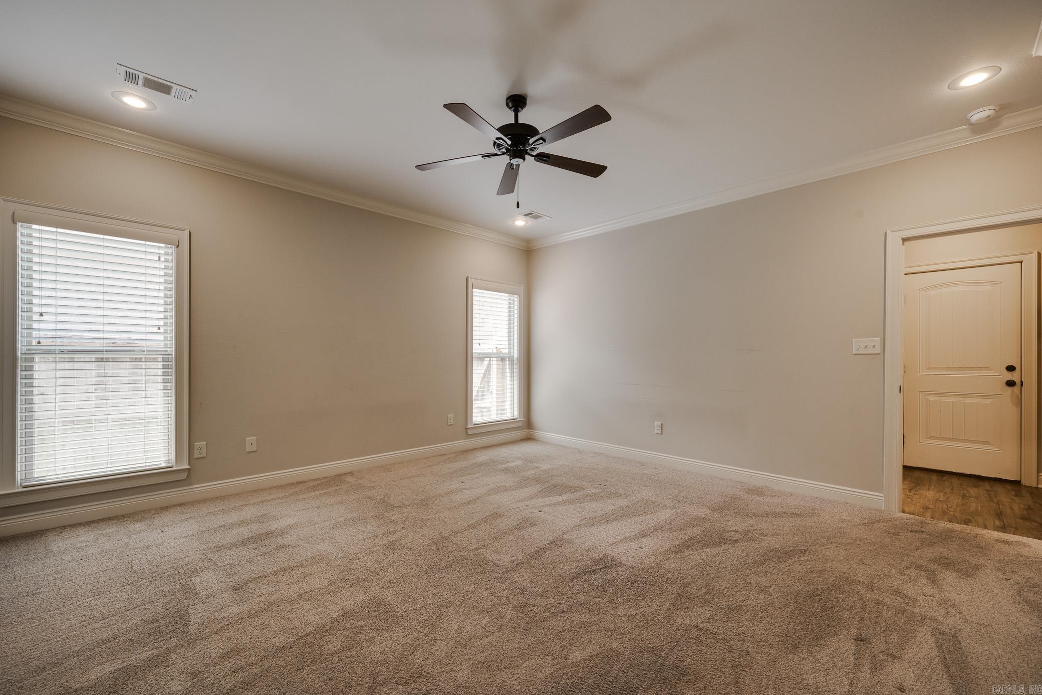 ROBYNMAR - Residential