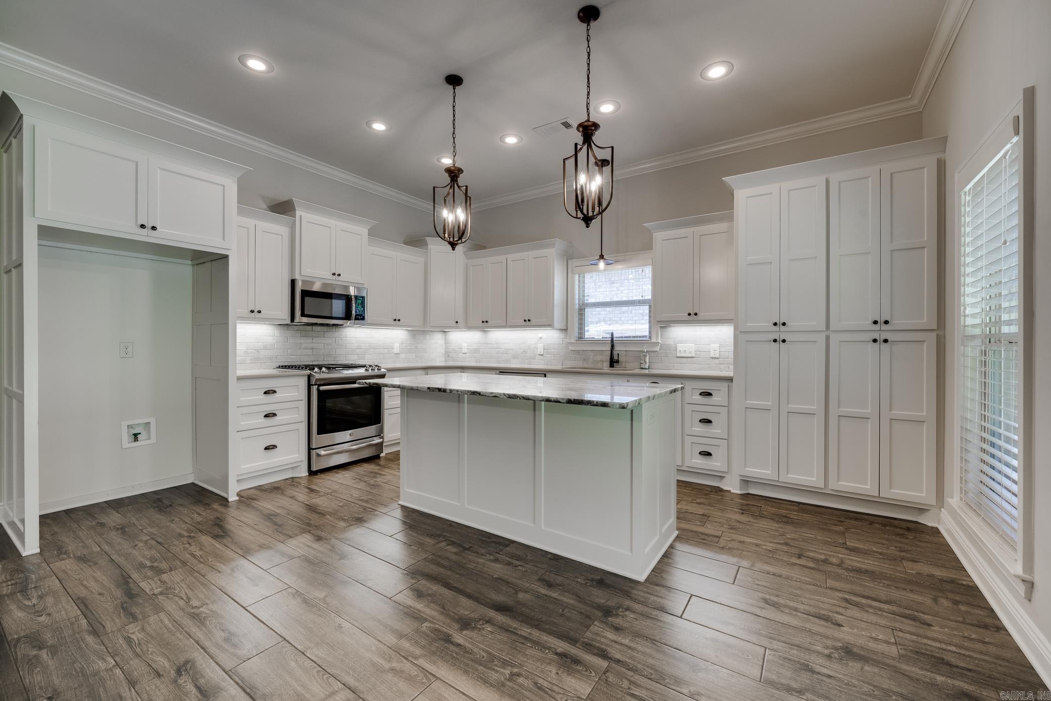 ROBYNMAR - Residential