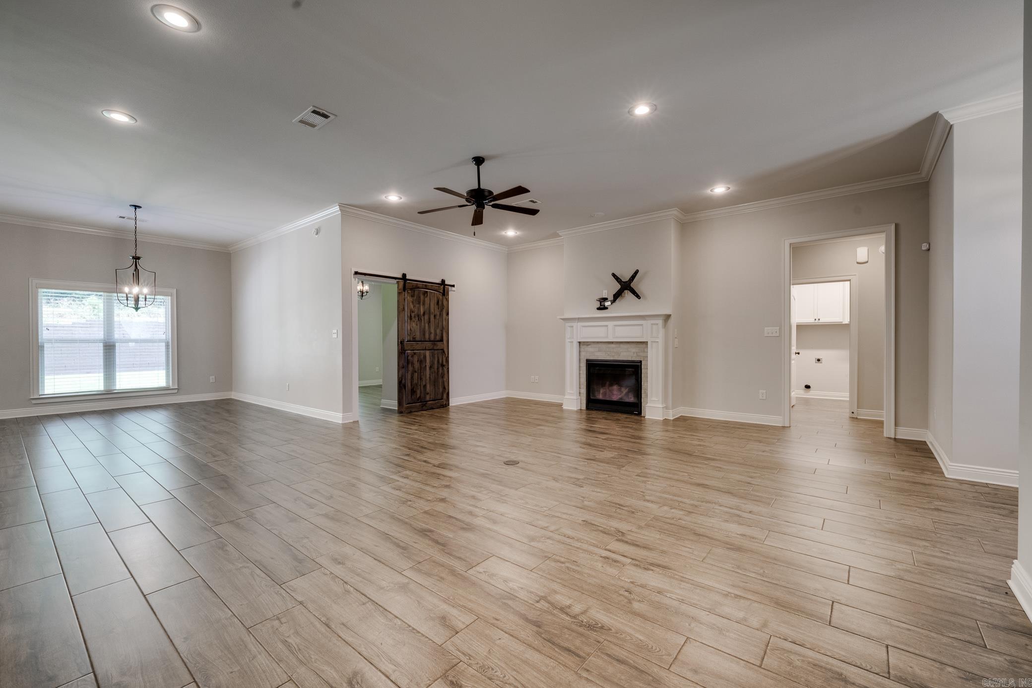 ROBYNMAR - Residential