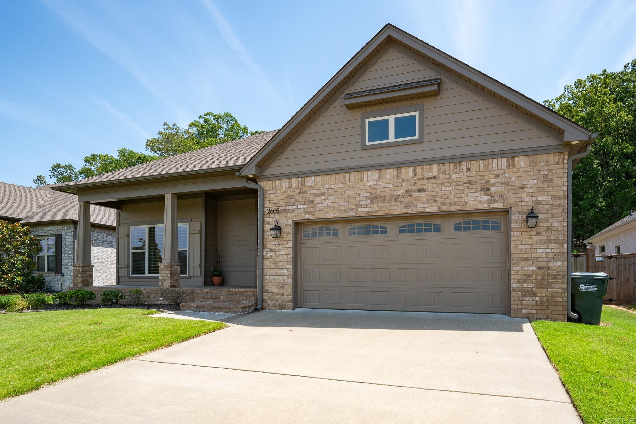 ROBYNMAR - Residential