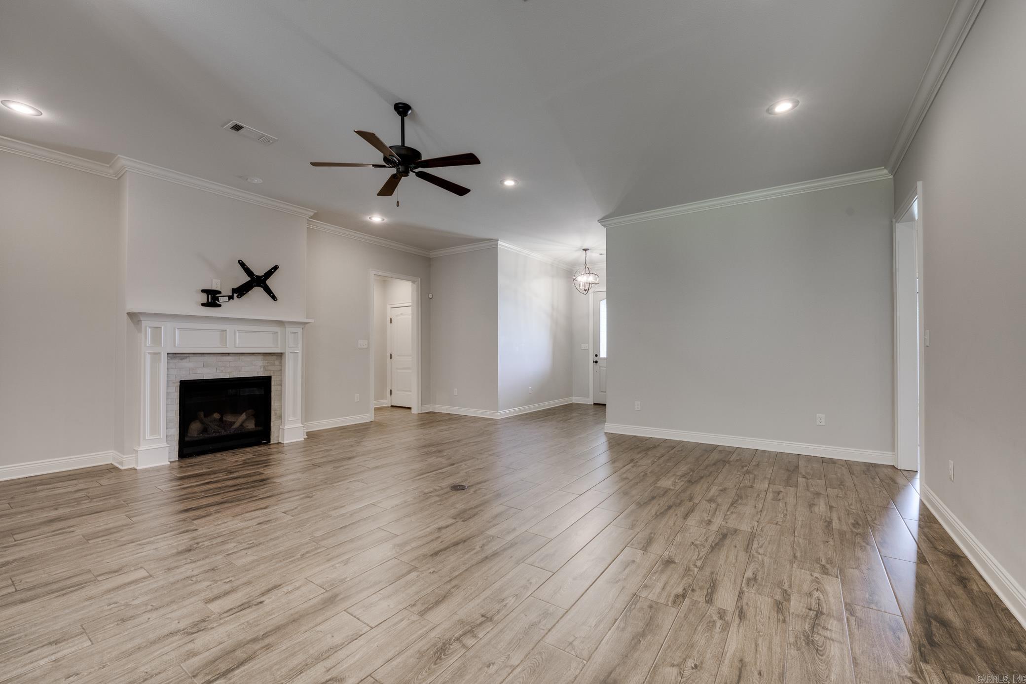 ROBYNMAR - Residential