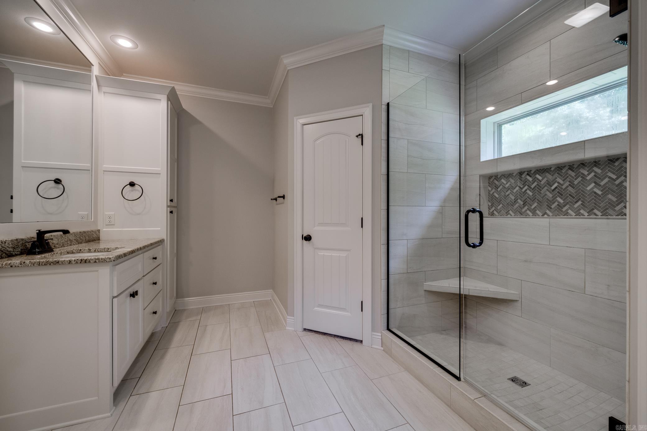 ROBYNMAR - Residential