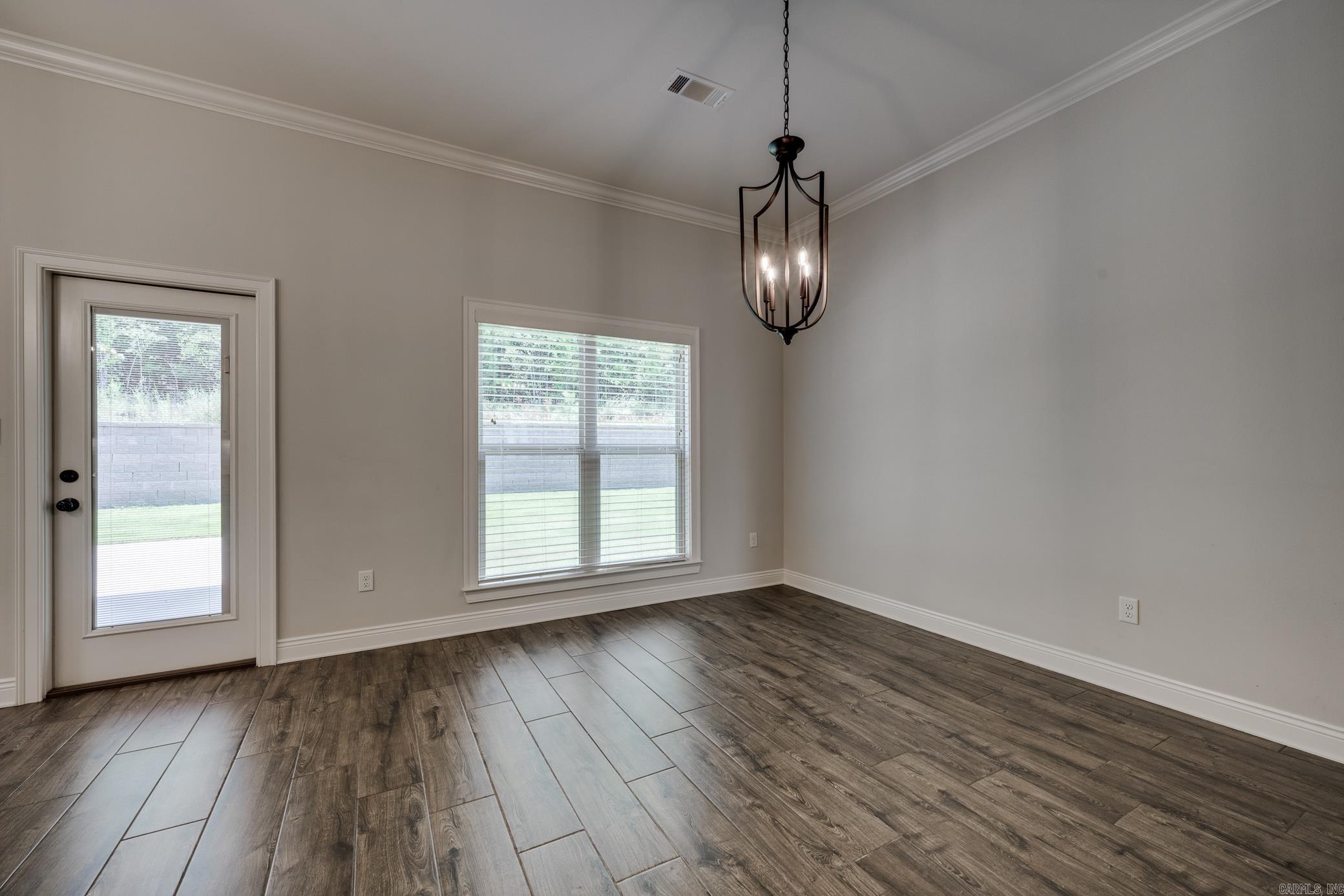 ROBYNMAR - Residential