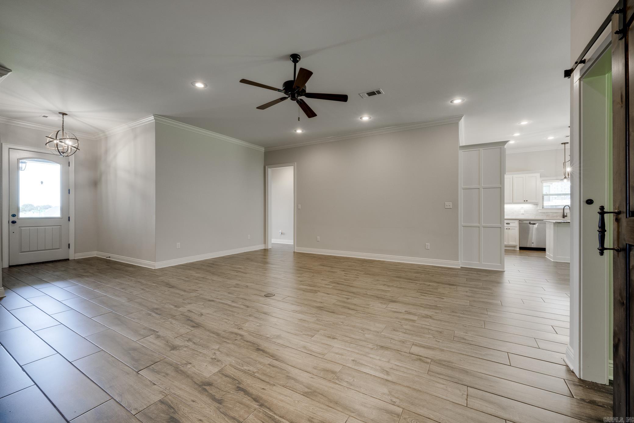 ROBYNMAR - Residential