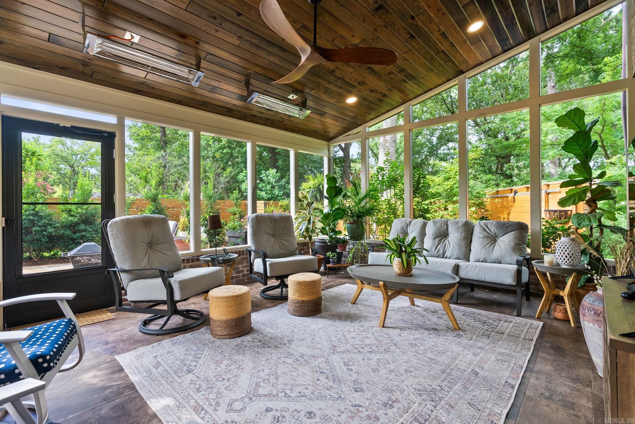 PLEASANT VALLEY - Residential