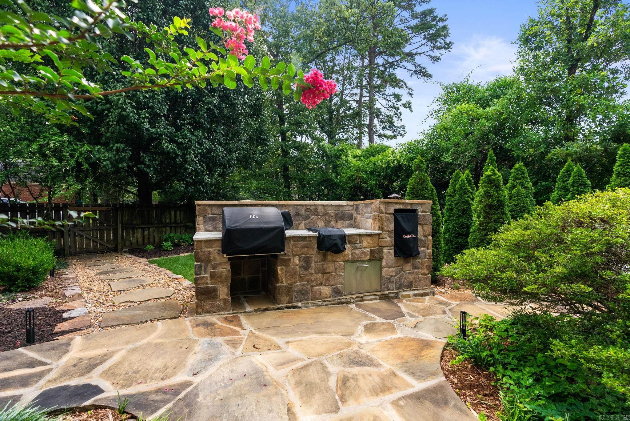 PLEASANT VALLEY - Residential