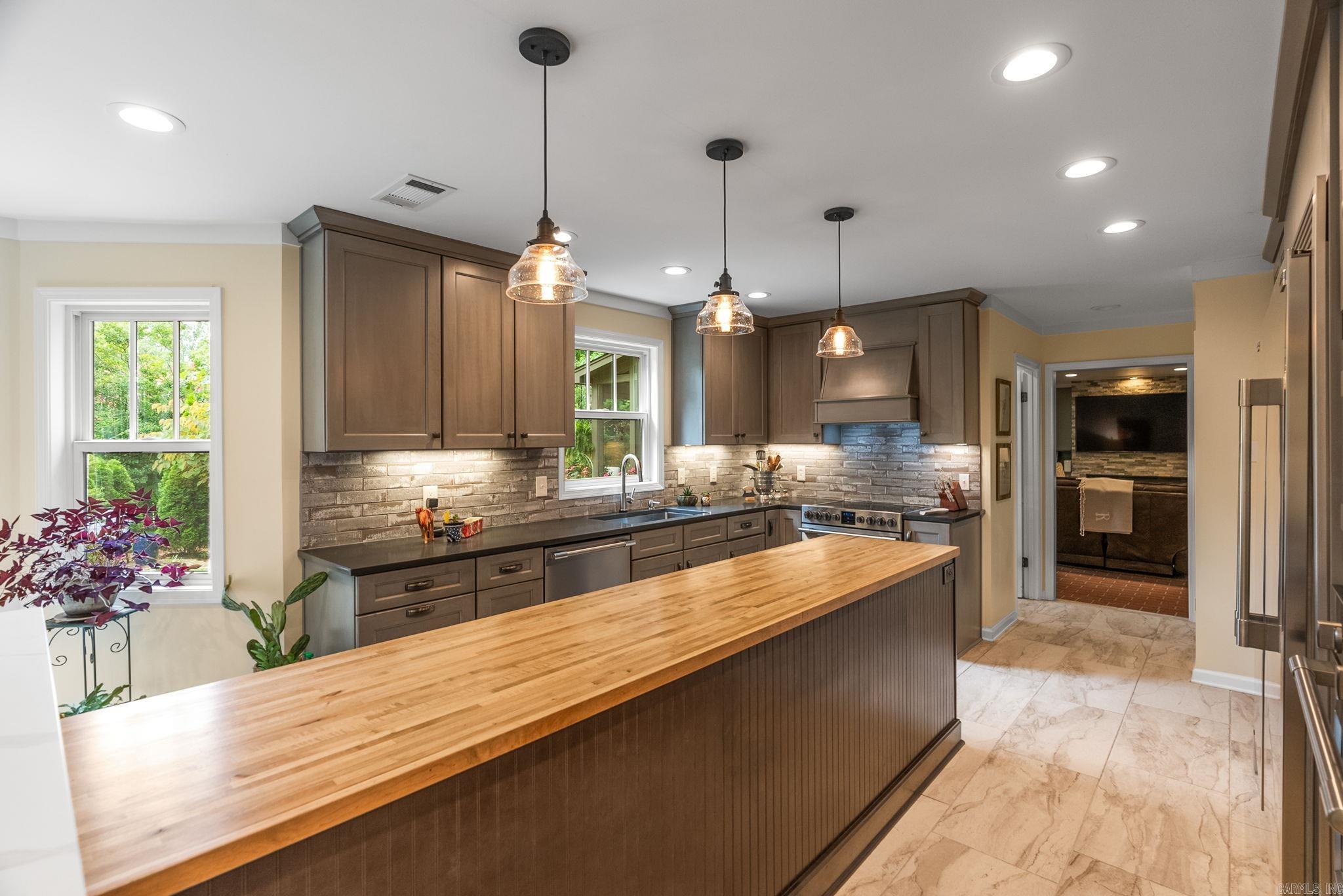 PLEASANT VALLEY - Residential