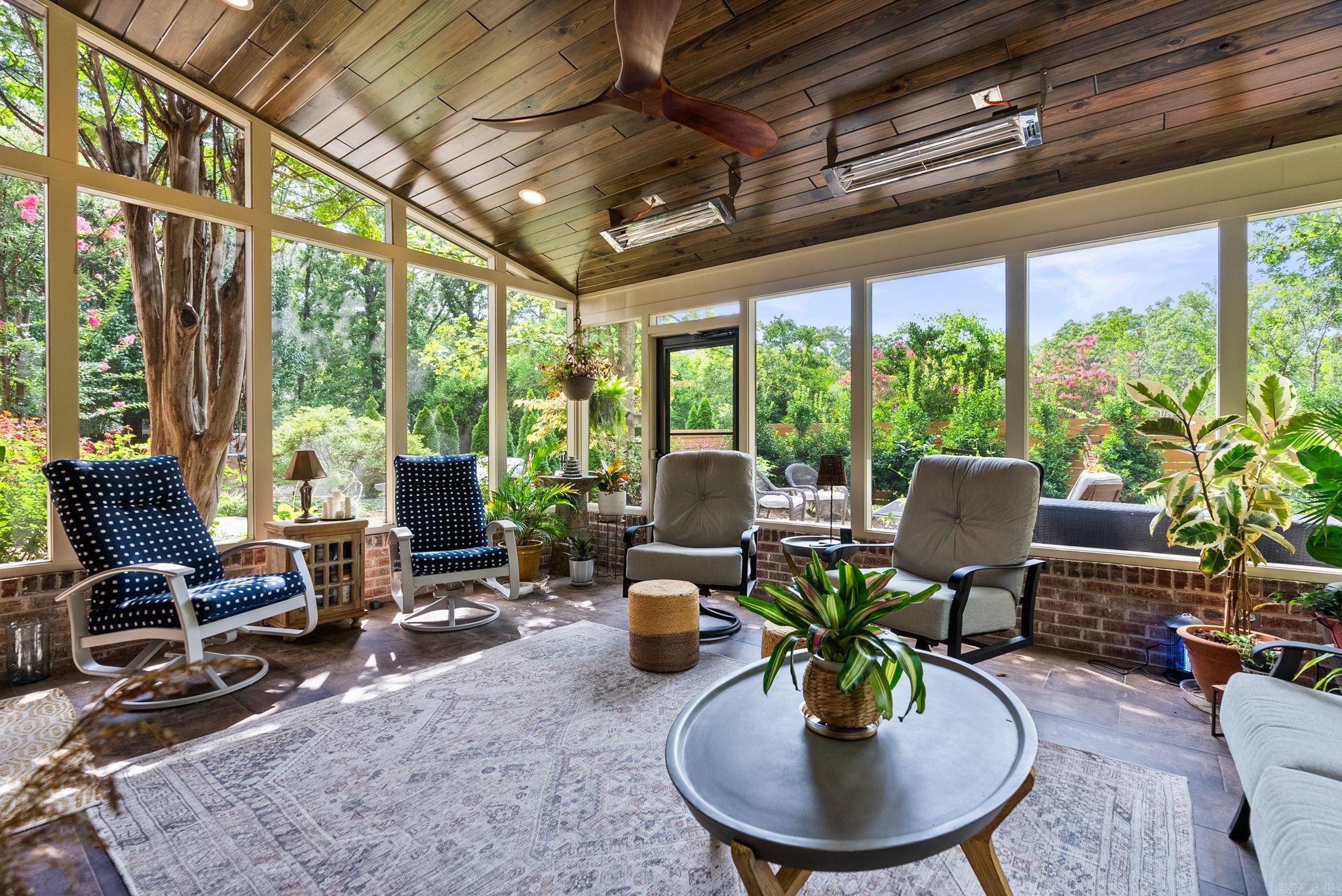 PLEASANT VALLEY - Residential