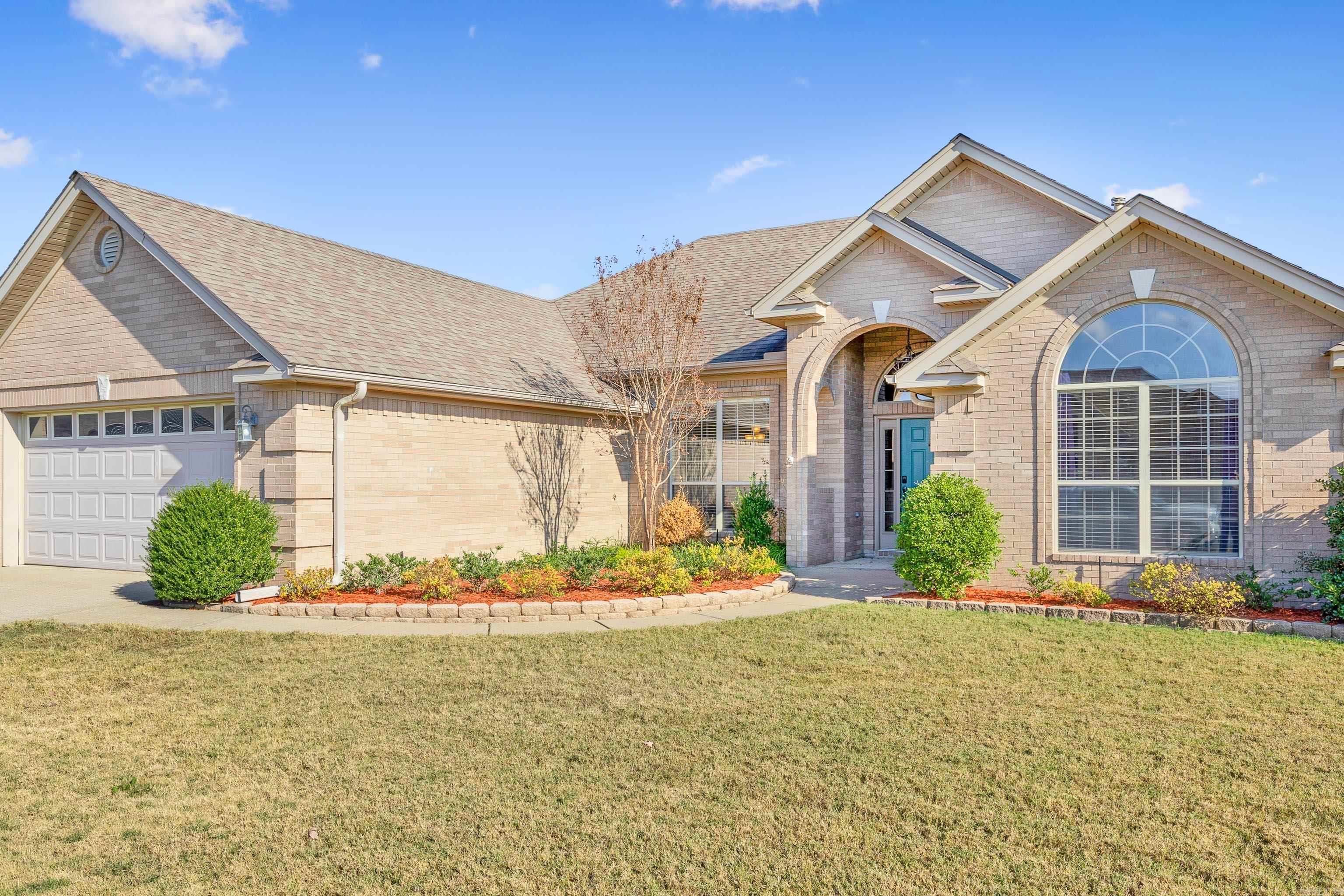 COUNTRY CLUB OF ARK THE - Residential