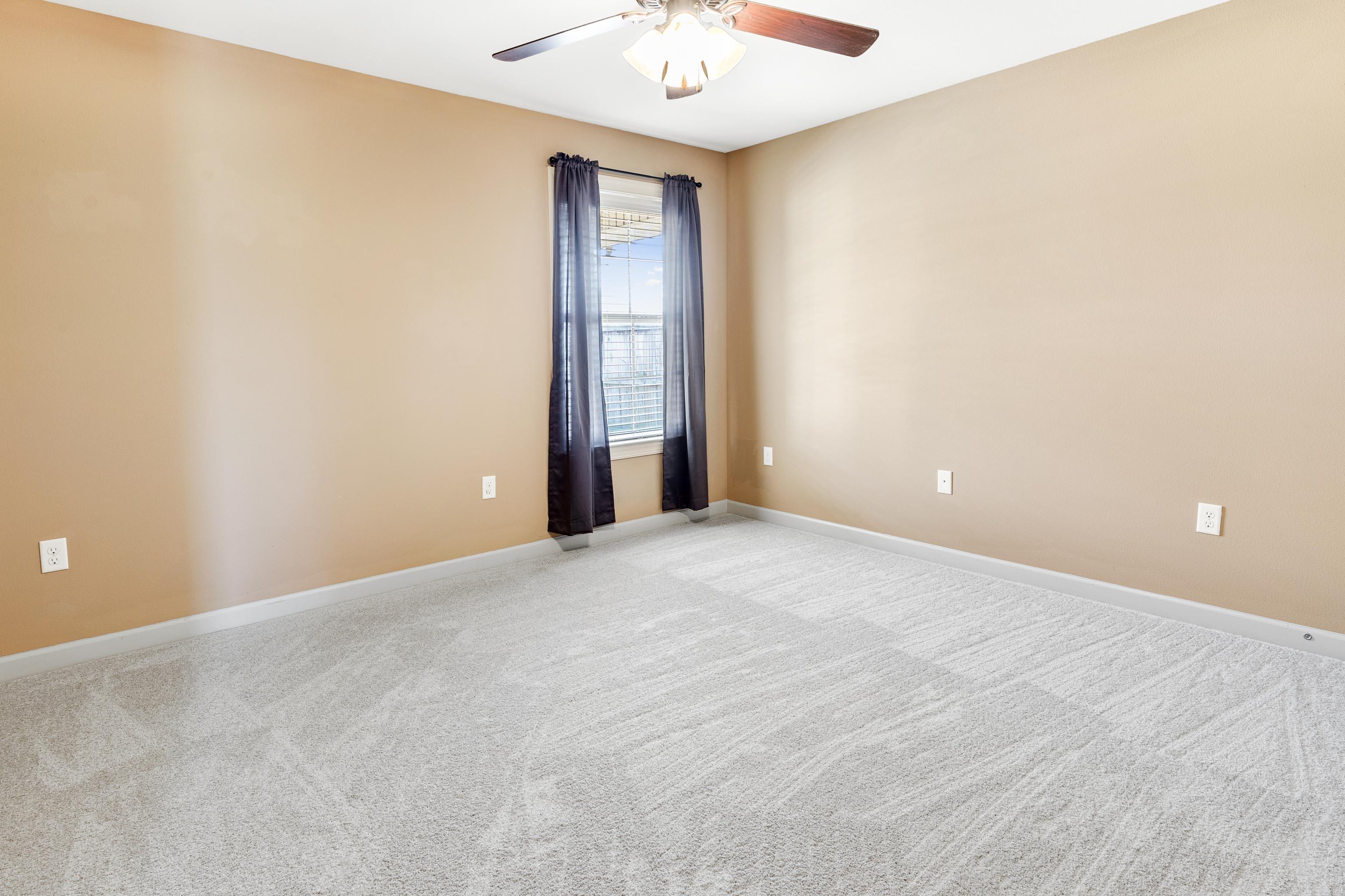 COUNTRY CLUB OF ARK THE - Residential