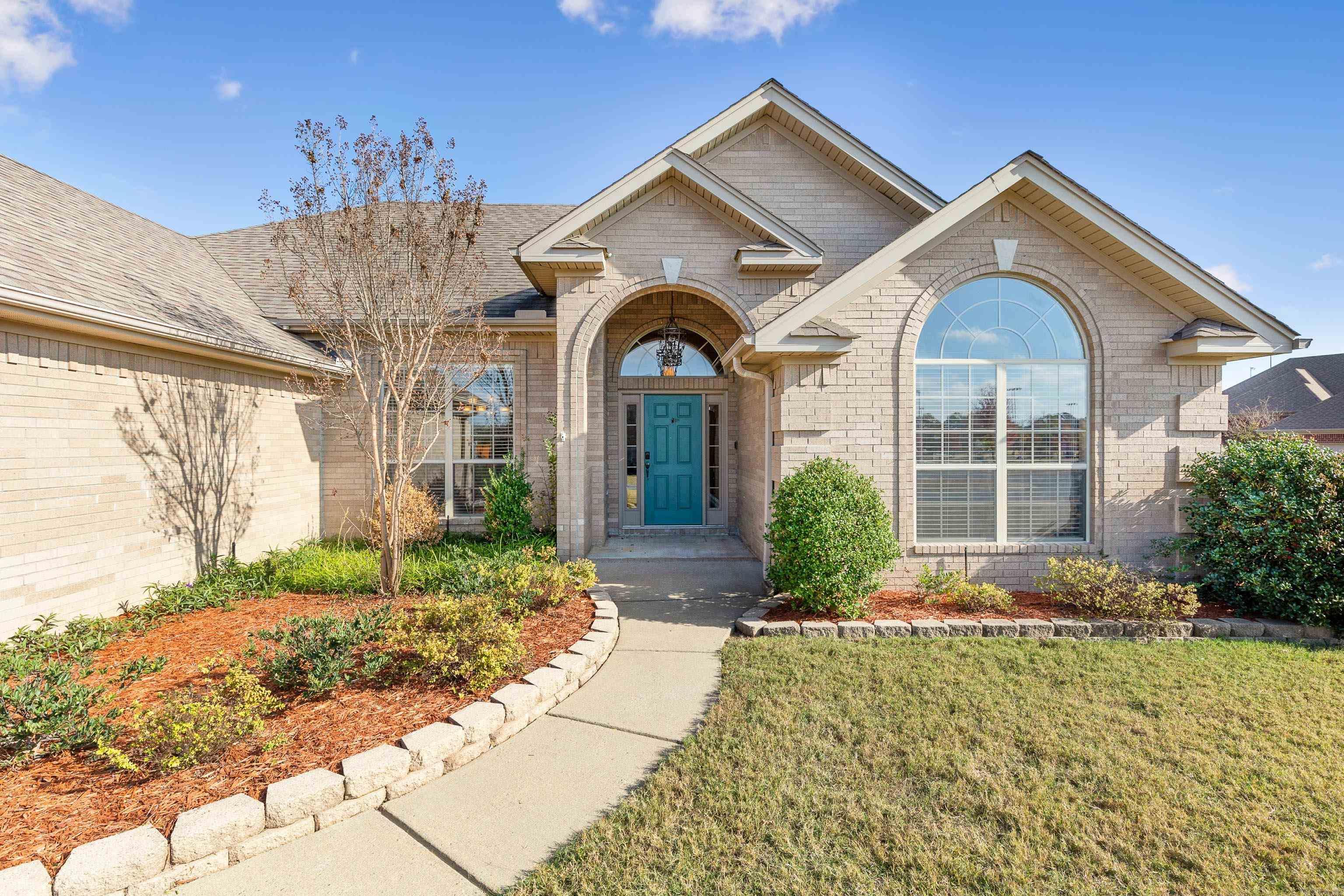 COUNTRY CLUB OF ARK THE - Residential