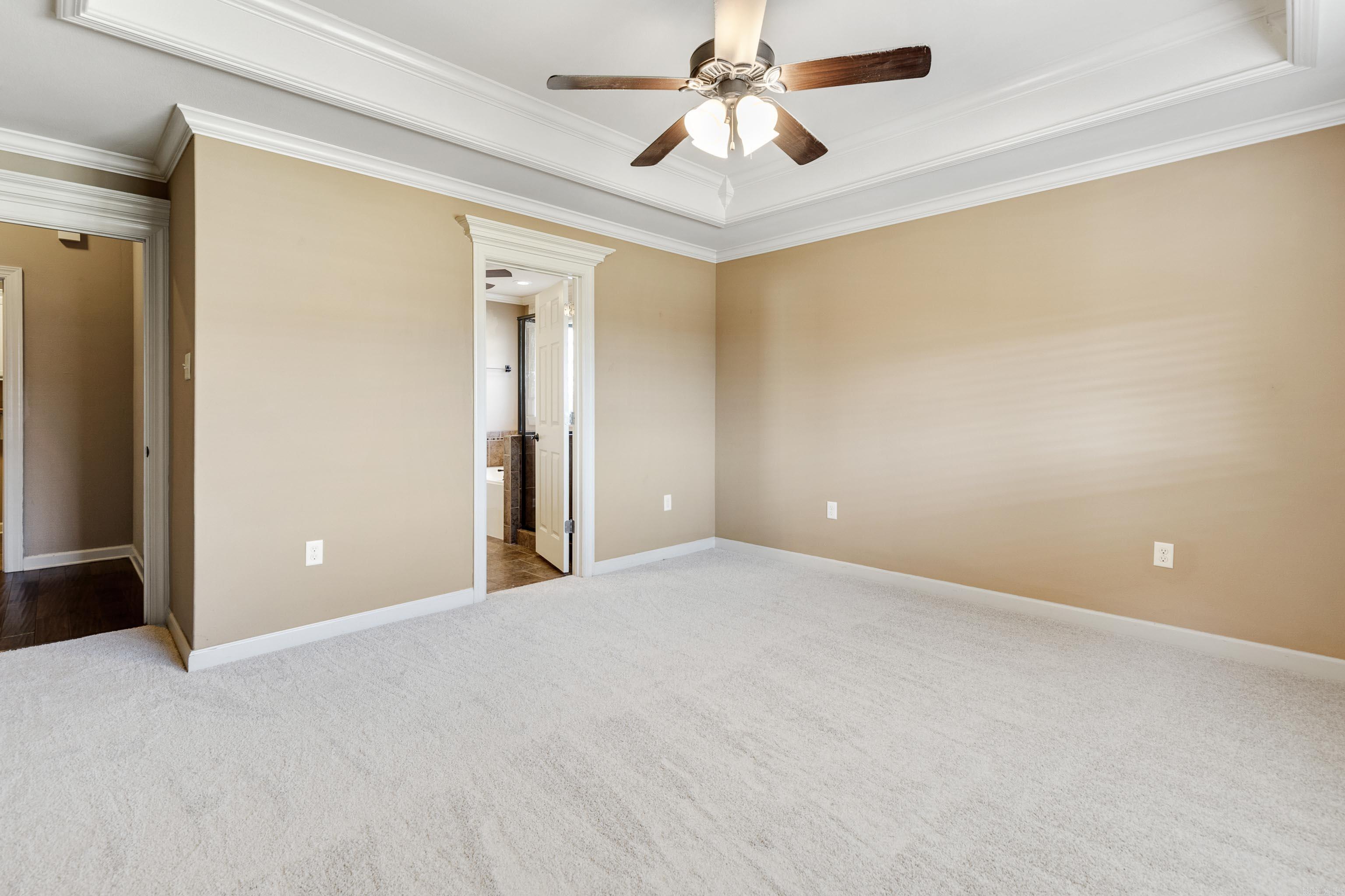 COUNTRY CLUB OF ARK THE - Residential