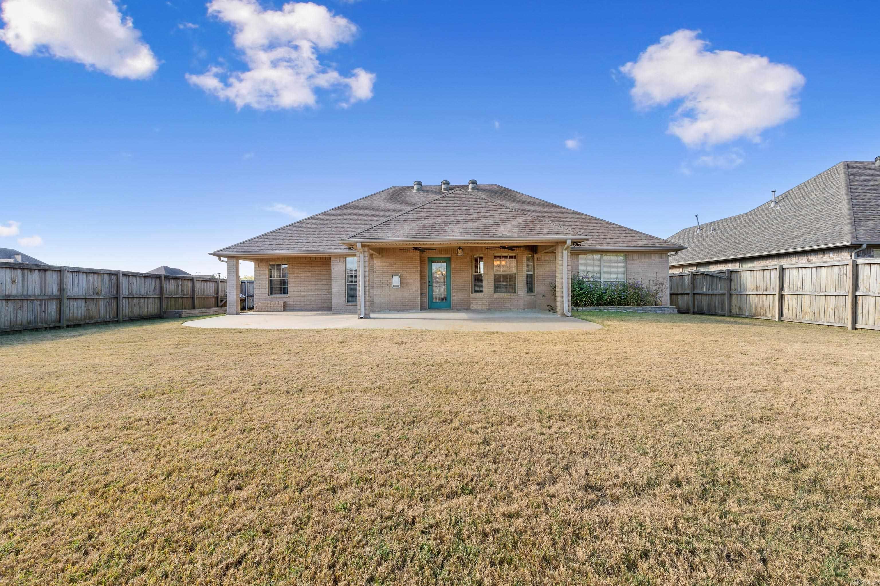 COUNTRY CLUB OF ARK THE - Residential