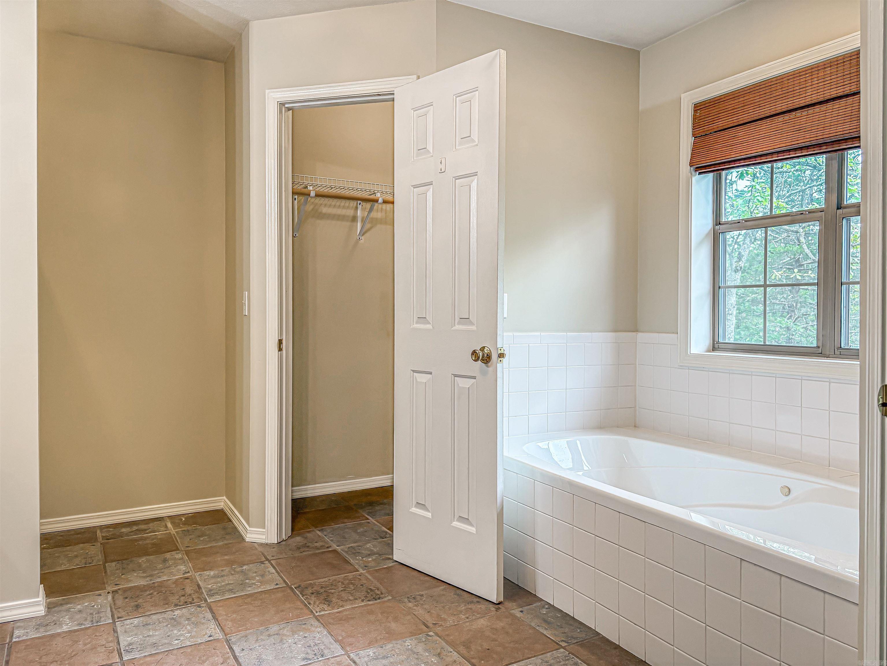 RAINBOW - Residential