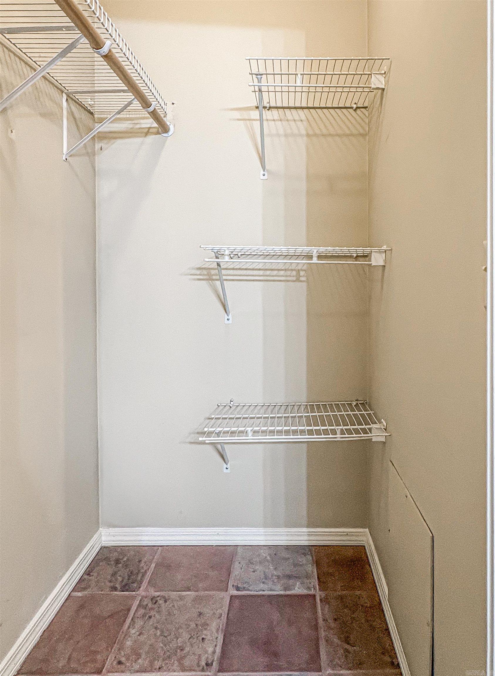 RAINBOW - Residential