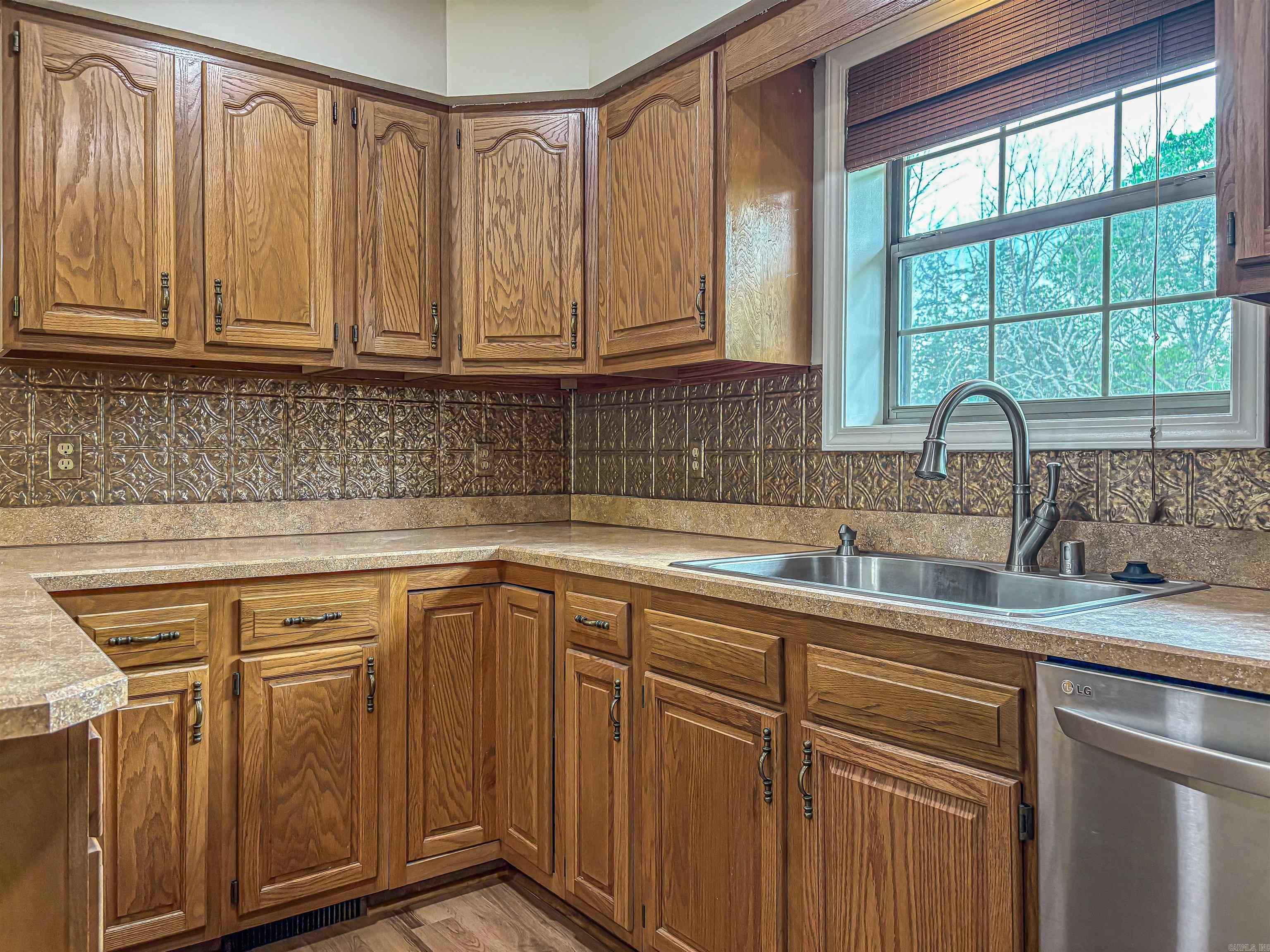 RAINBOW - Residential