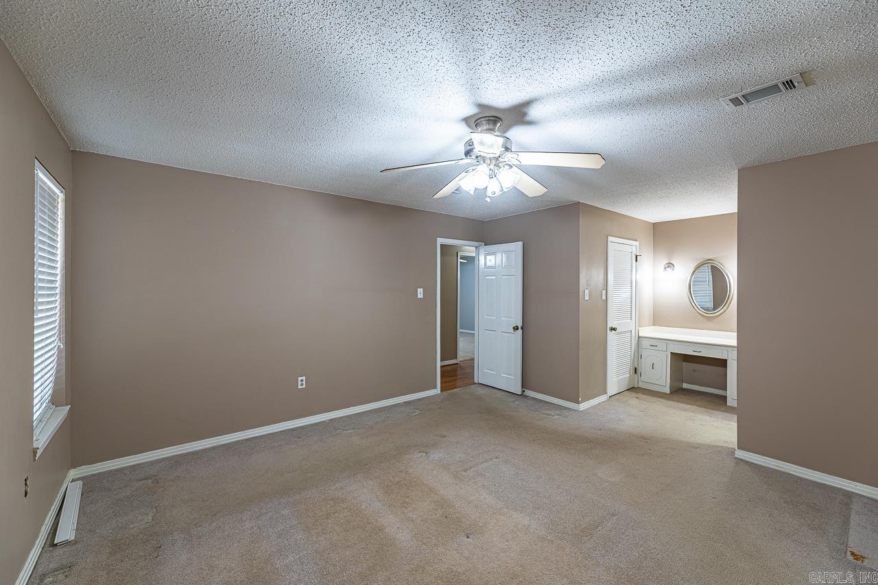 East Meadow - Residential